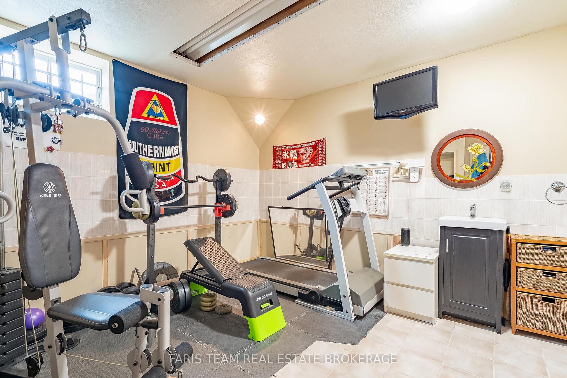 Photo 31 of 82 Bayview Drive, Barrie, Allandale Heights — HOMEH