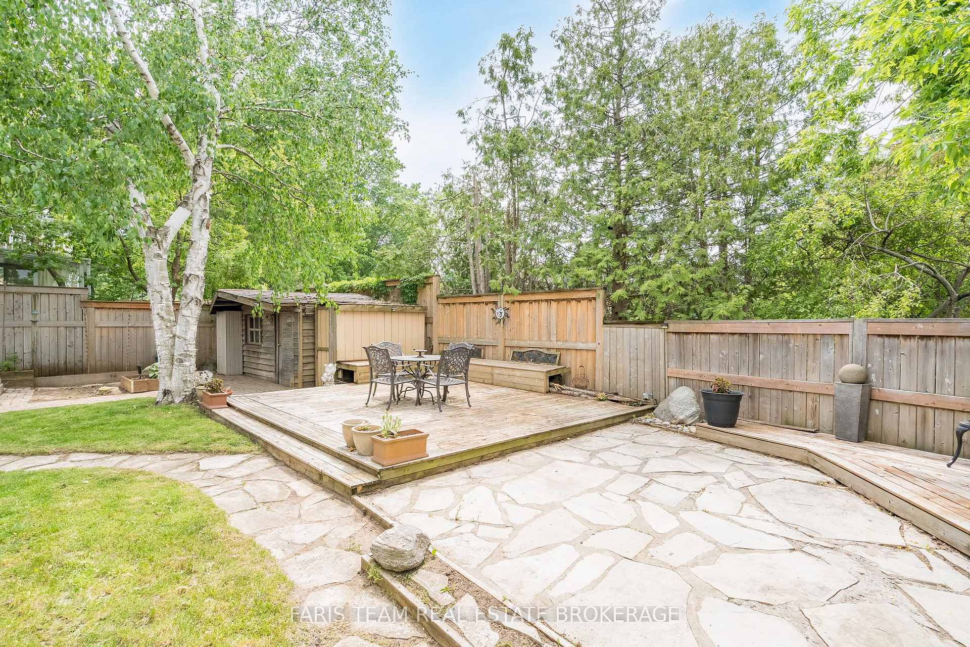 Photo 40 of 82 Bayview Drive, Barrie, Allandale Heights — HOMEH