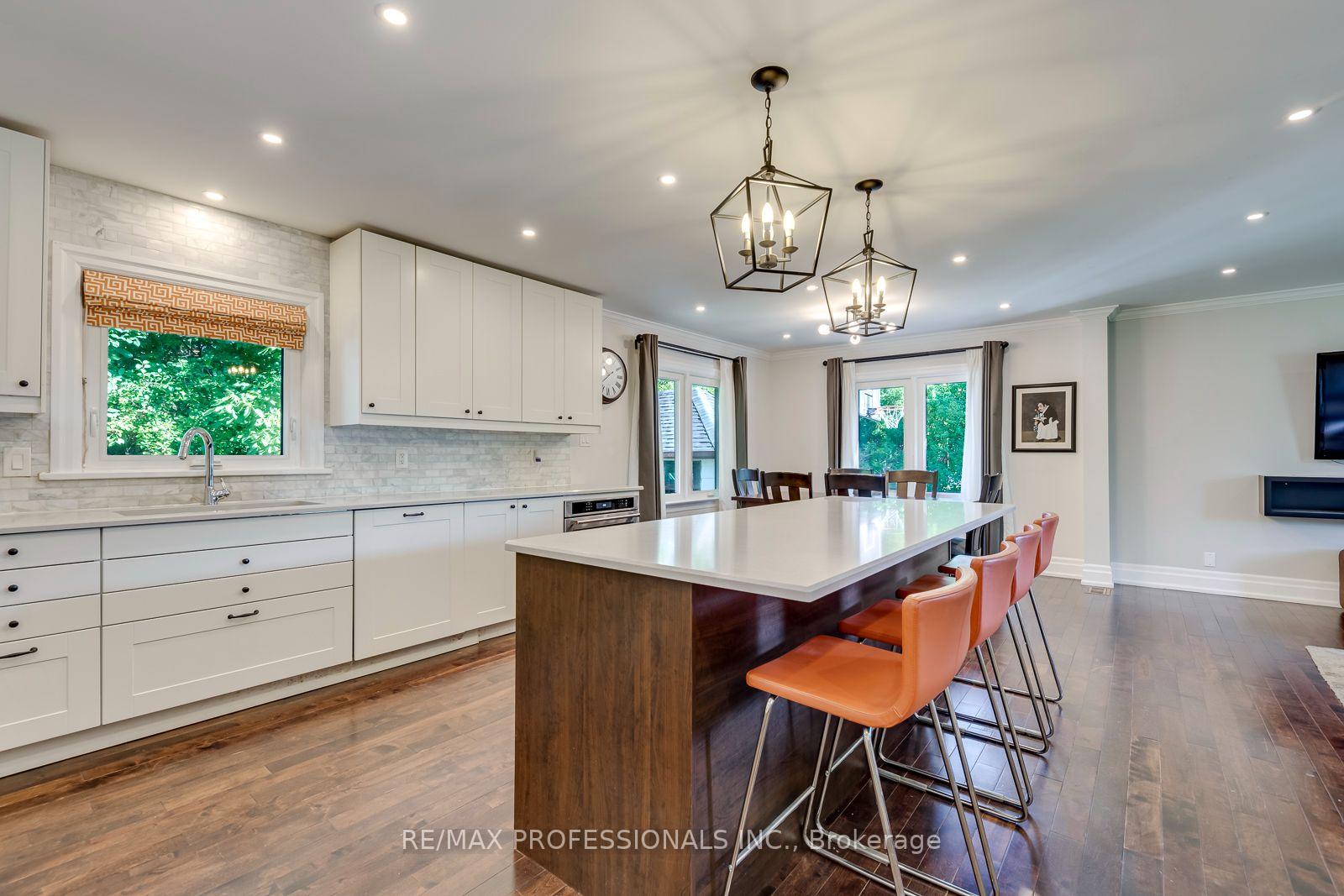 Photo 10 of 37 Mclaughlin Road N, Brampton, Brampton West — HOMEH