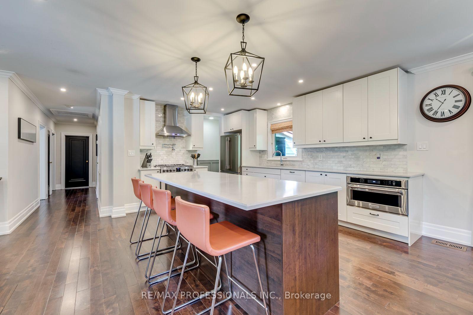Photo 12 of 37 Mclaughlin Road N, Brampton, Brampton West — HOMEH