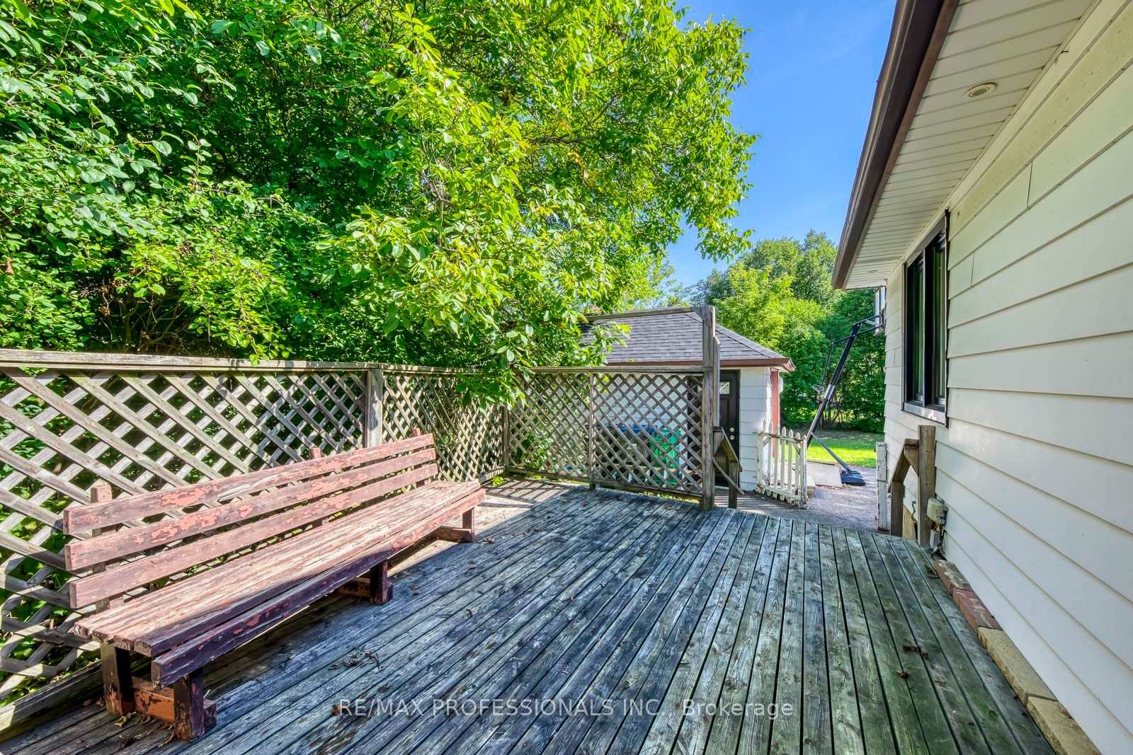 Photo 39 of 37 Mclaughlin Road N, Brampton, Brampton West — HOMEH