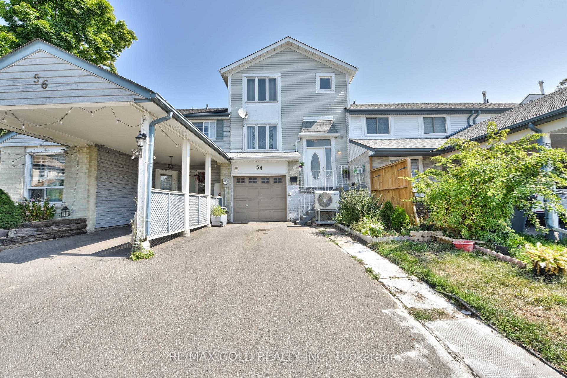 Photo of 54 Nottawasaga Crescent
