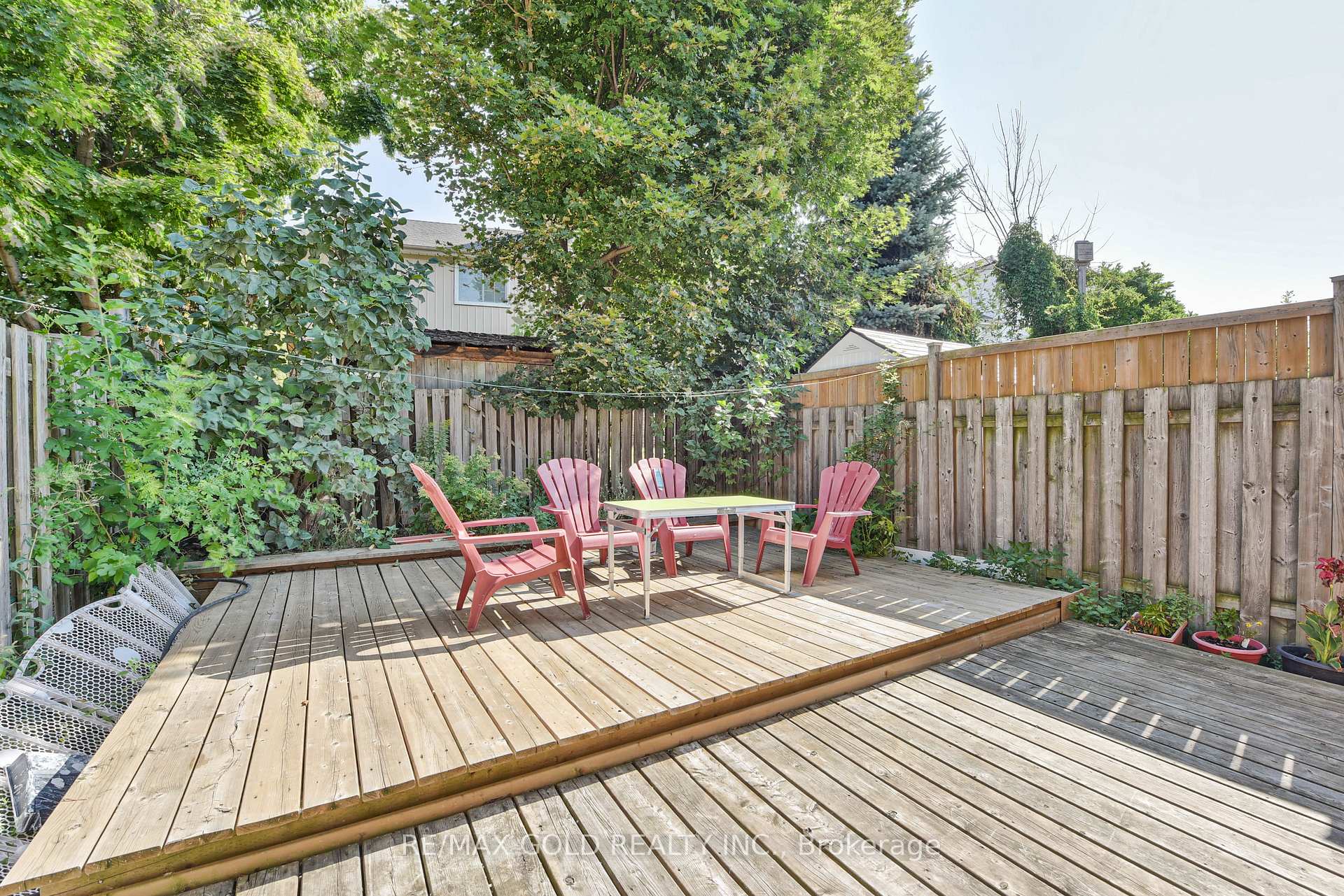 Photo 45 of 54 Nottawasaga Crescent, Brampton, Heart Lake — HOMEH