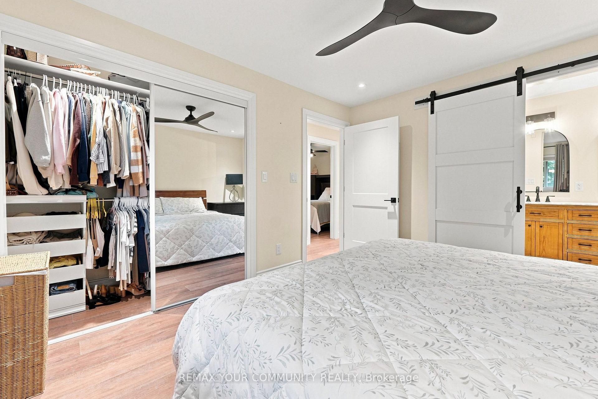 Photo 12 of 20 Ringwood Crescent, North York, Henry Farm — HOMEH