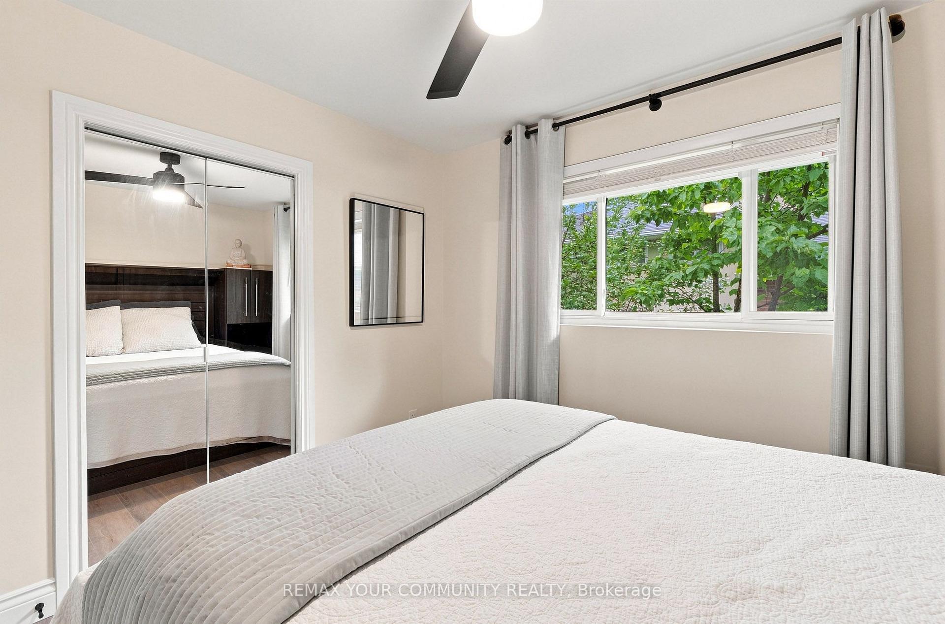 Photo 27 of 20 Ringwood Crescent, North York, Henry Farm — HOMEH