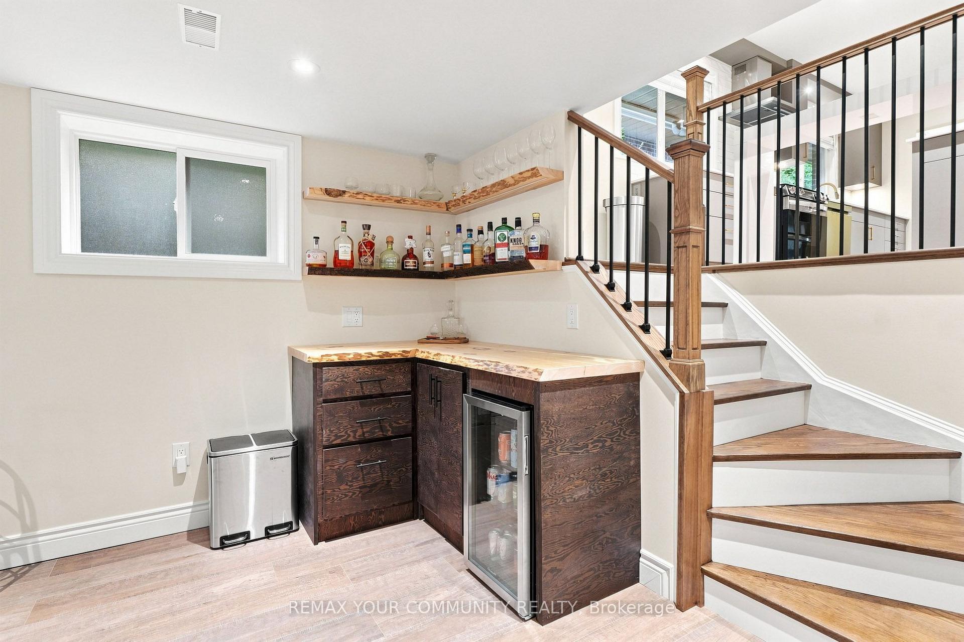 Photo 36 of 20 Ringwood Crescent, North York, Henry Farm — HOMEH