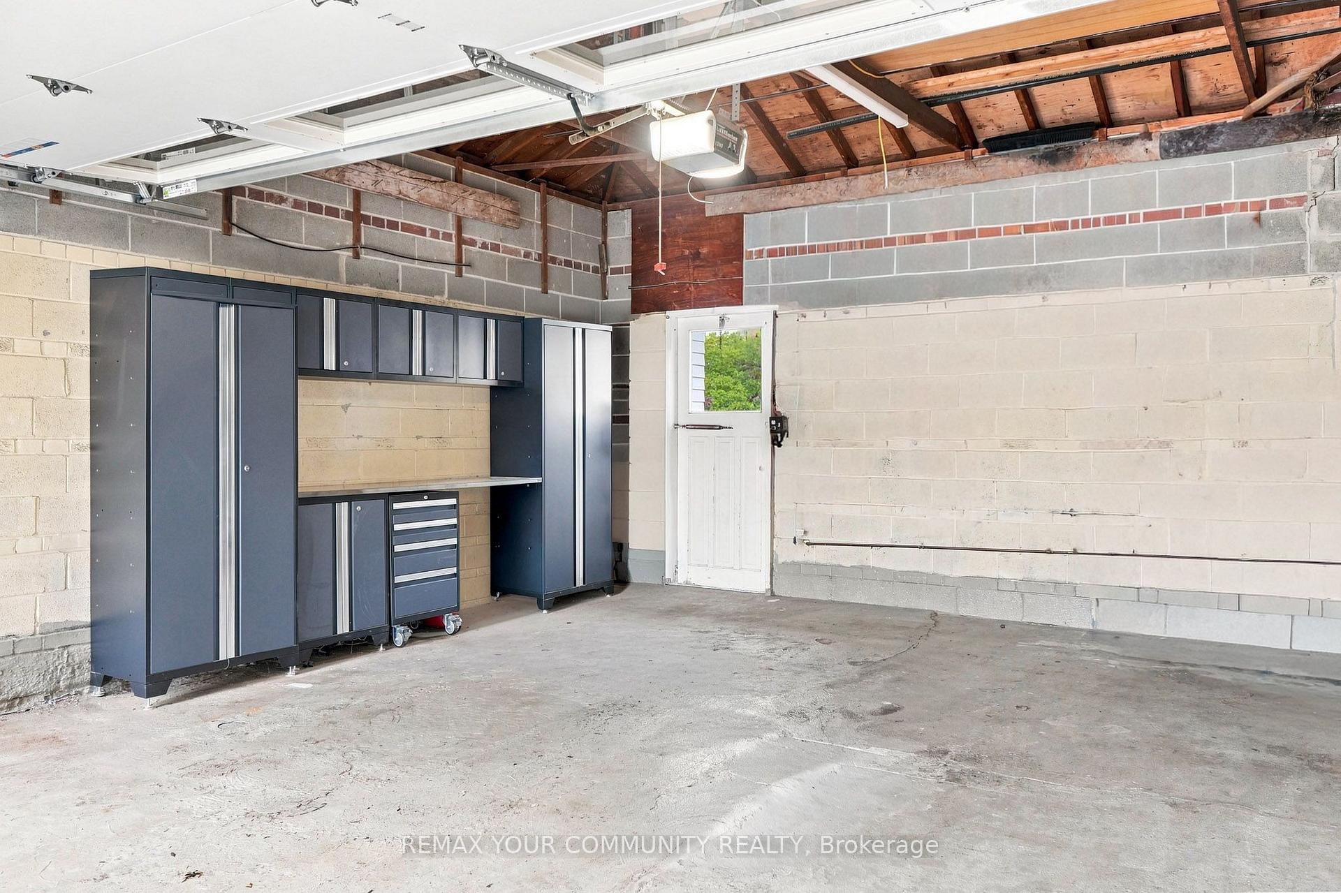 Photo 50 of 20 Ringwood Crescent, North York, Henry Farm — HOMEH