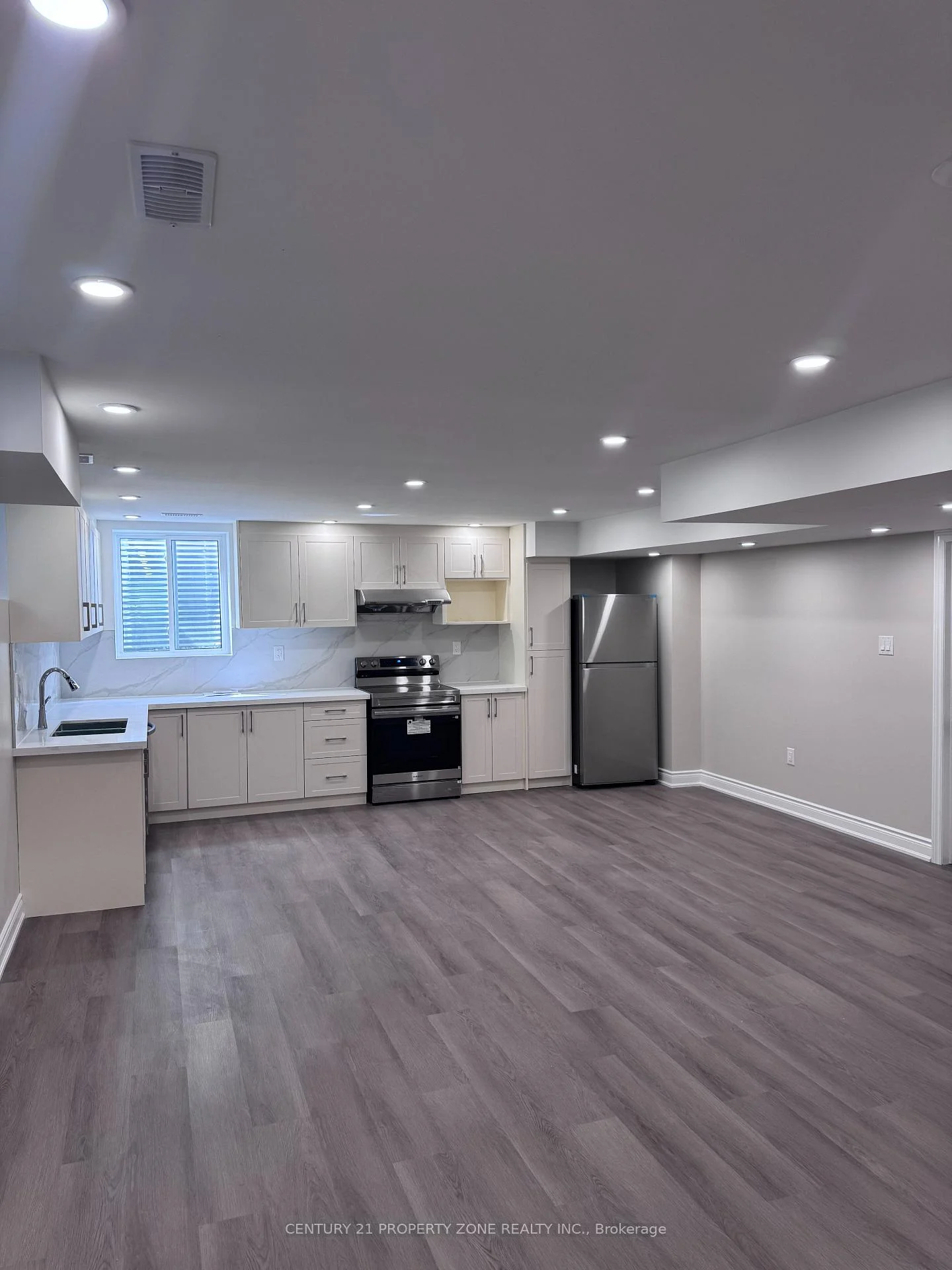 Photo 4 of 24 Gatherwood Terrace, Caledon, Rural Caledon — HOMEH