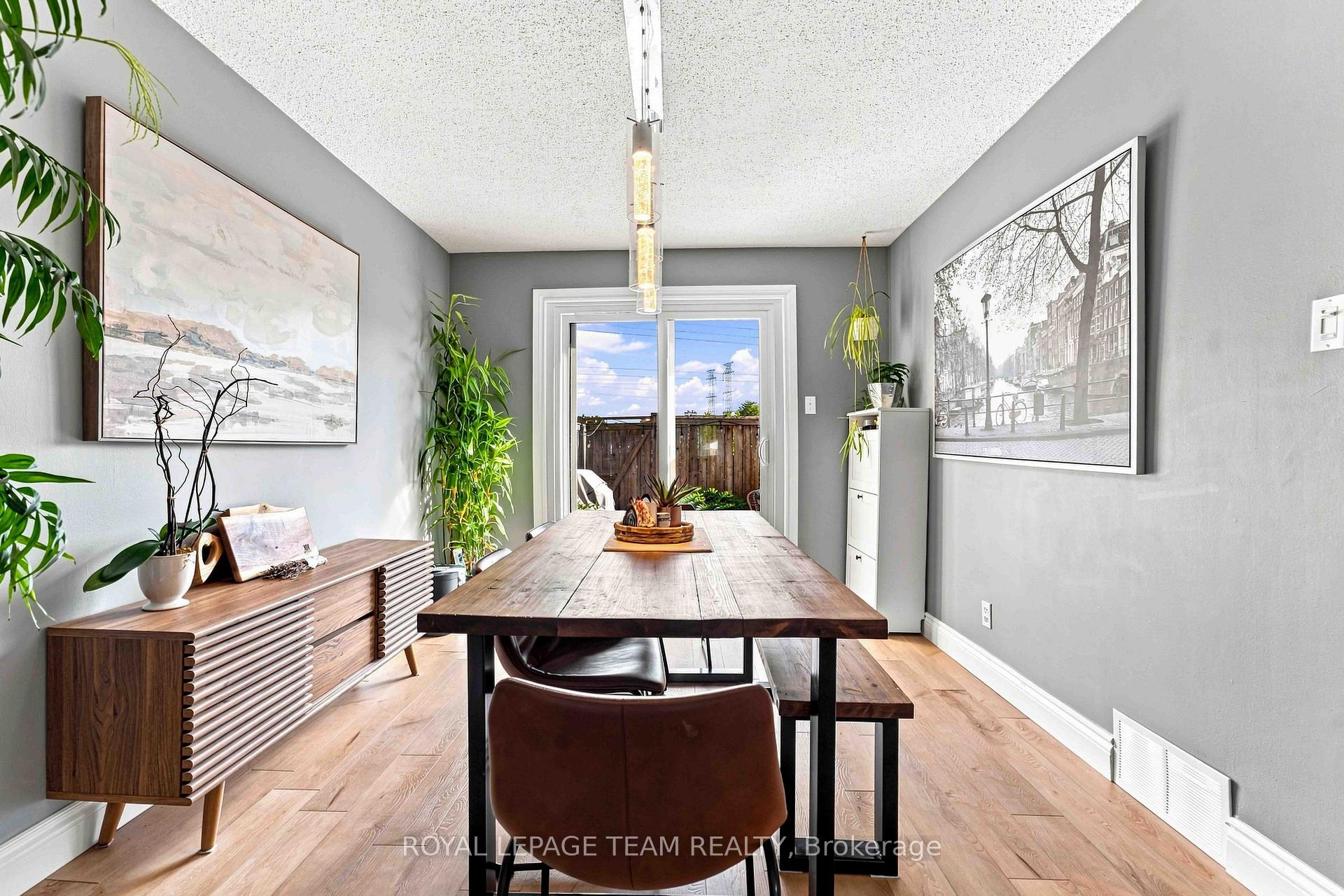 Photo 9 of Unit 16, 50E Medhurst Drive, Ottawa, Tanglewood — HOMEH