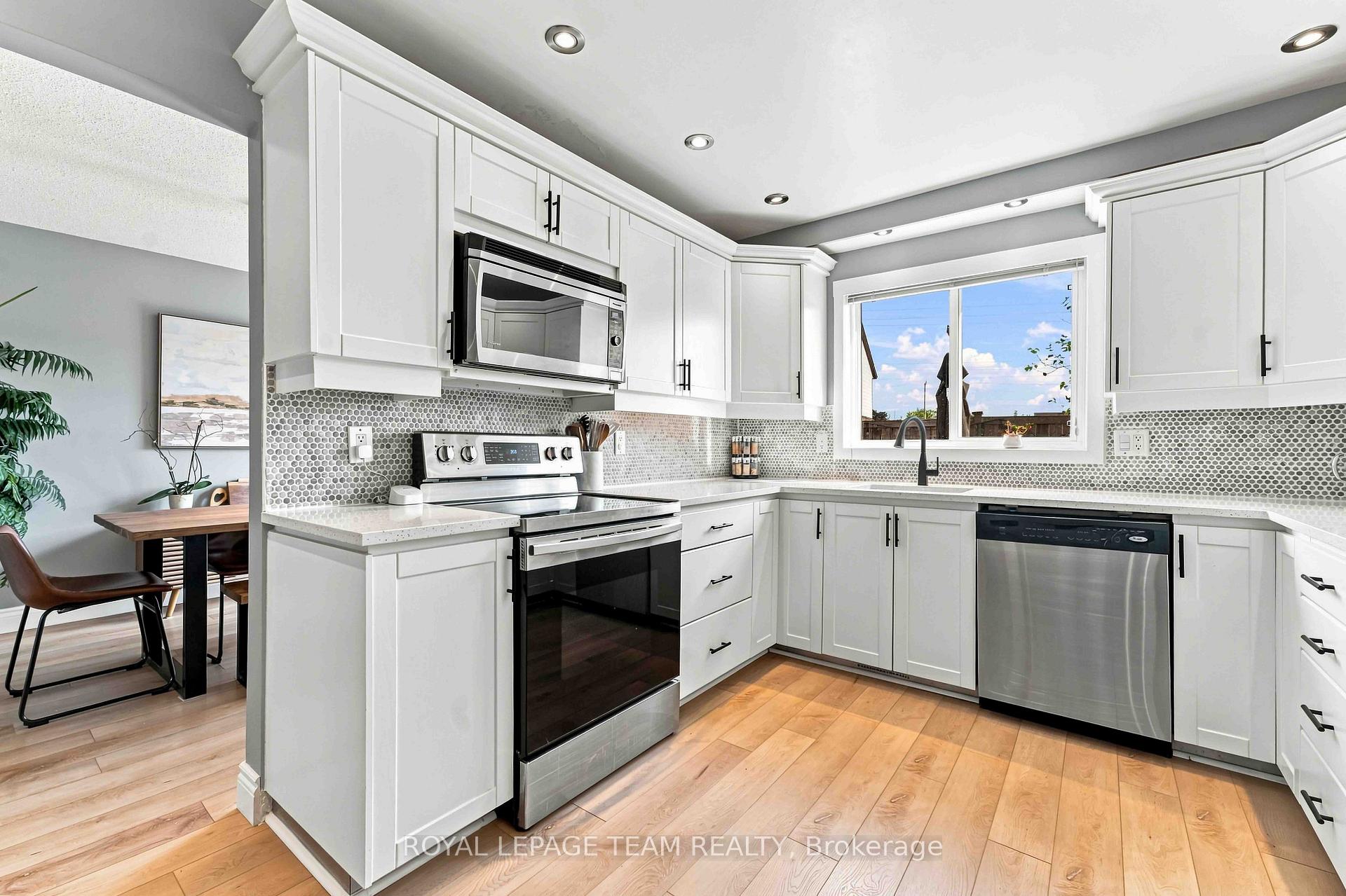 Photo 15 of Unit 16, 50E Medhurst Drive, Ottawa, Tanglewood — HOMEH