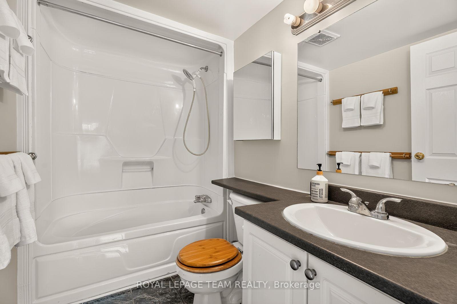 Photo 19 of Unit 310, 40 Landry Street, Ottawa, Vanier — HOMEH