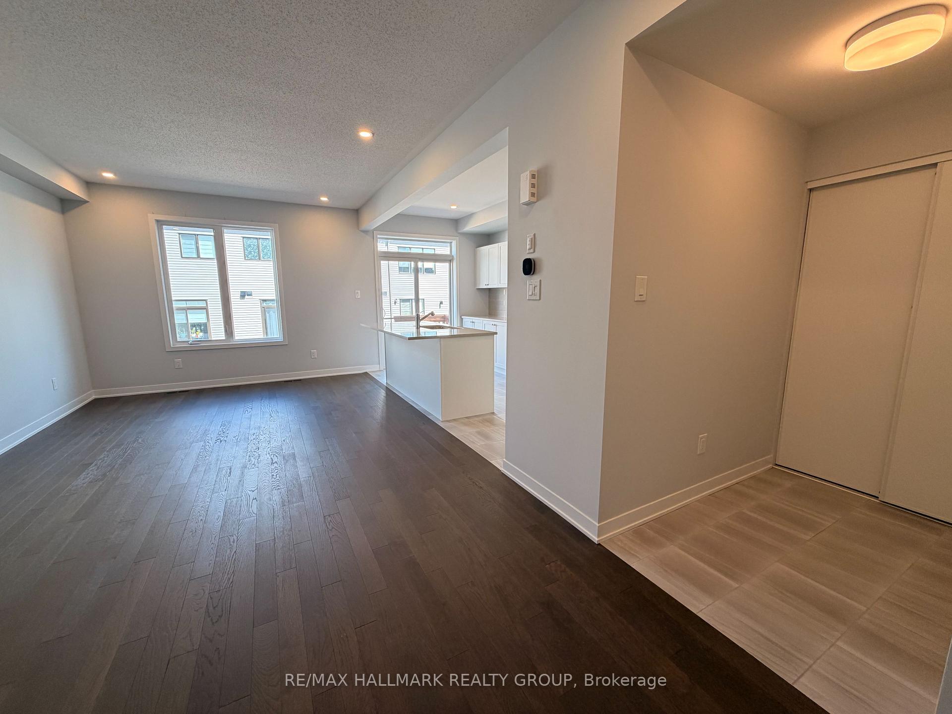 Photo 9 of 1047 Elixir Place, Ottawa, Kanata - Rural Kanata (Central) — HOMEH