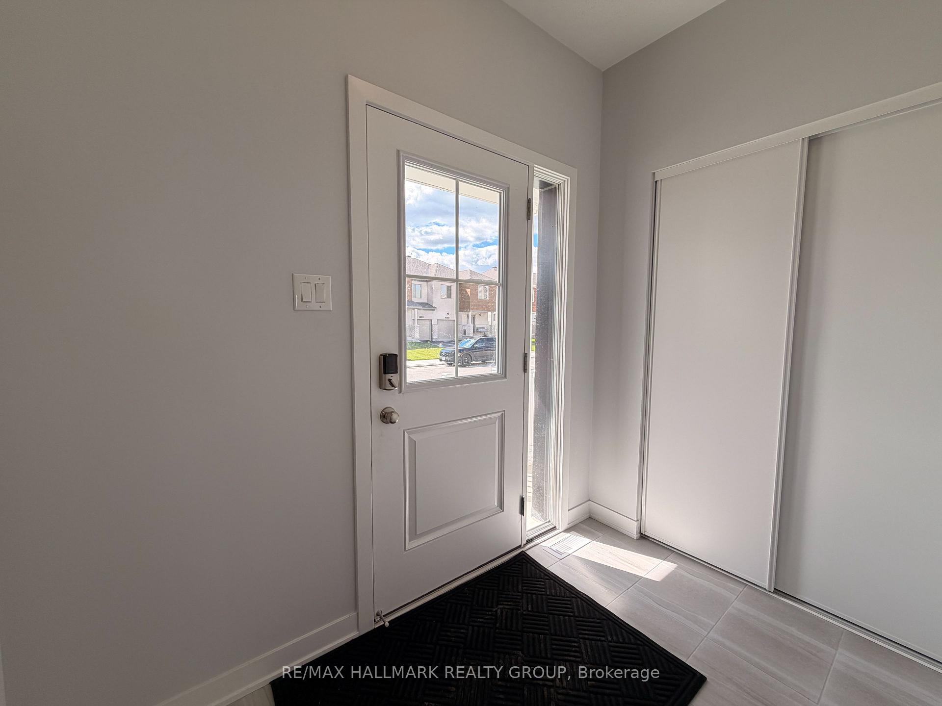 Photo 6 of 1047 Elixir Place, Ottawa, Kanata - Rural Kanata (Central) — HOMEH