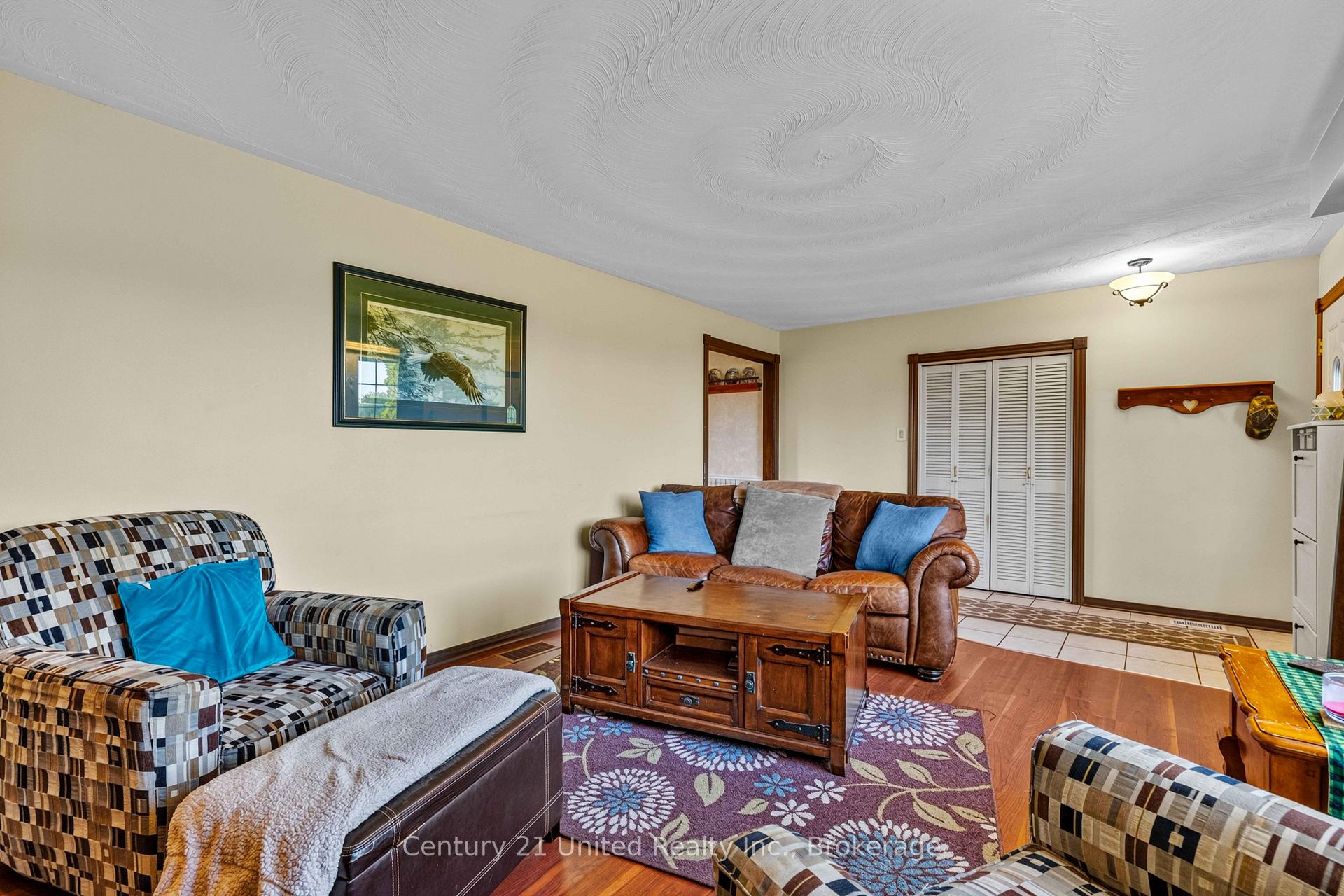 Photo 6 of 768 Cottingham Road, Kawartha Lakes, Omemee — HOMEH