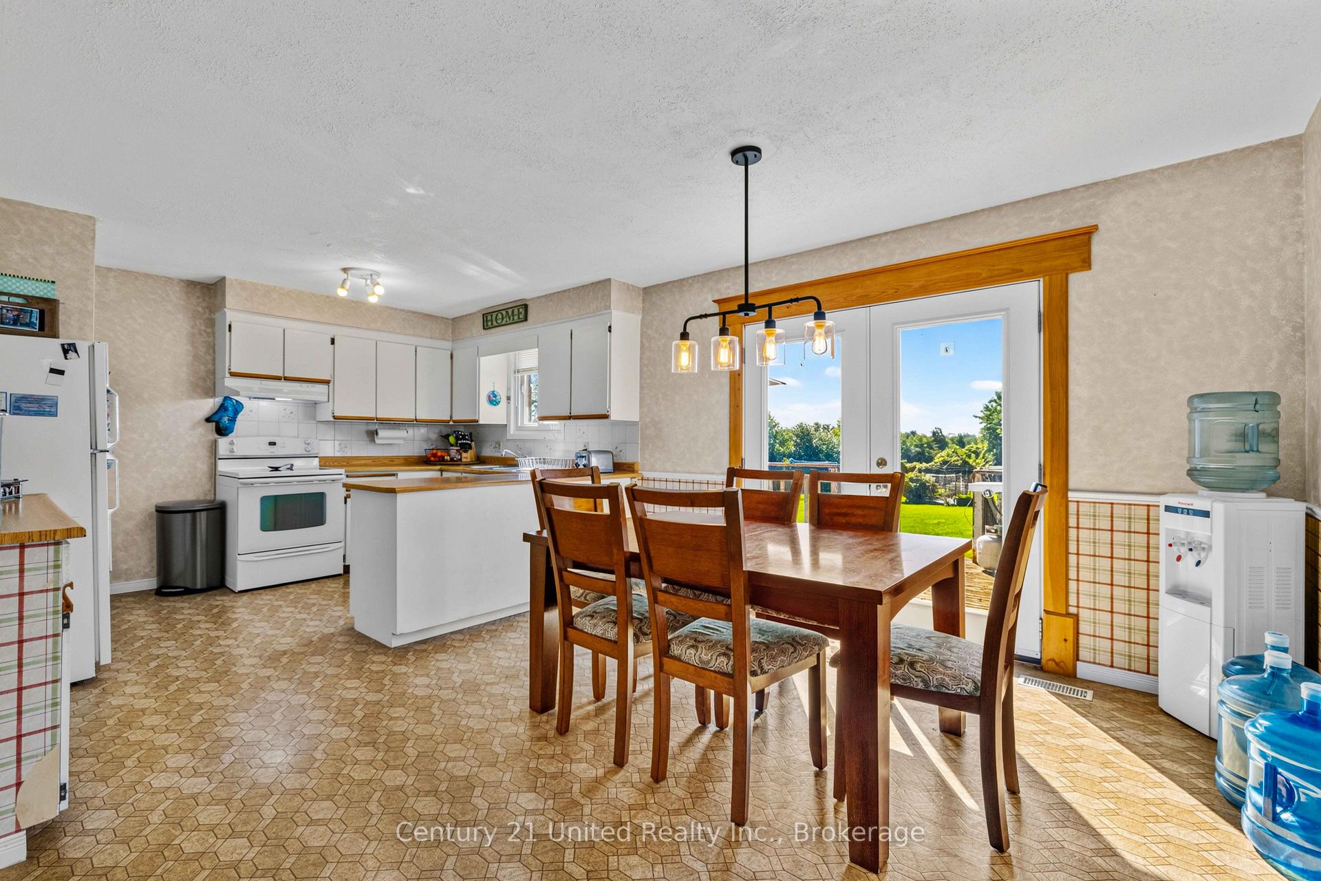 Photo 13 of 768 Cottingham Road, Kawartha Lakes, Omemee — HOMEH