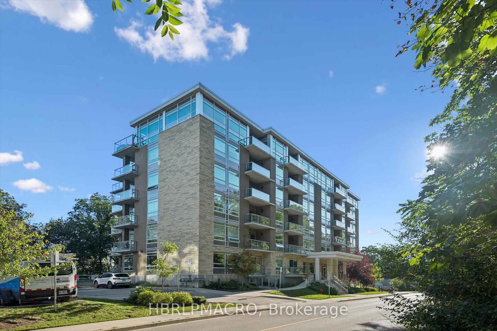Photo of Unit 105, 479 Charlton Ave E