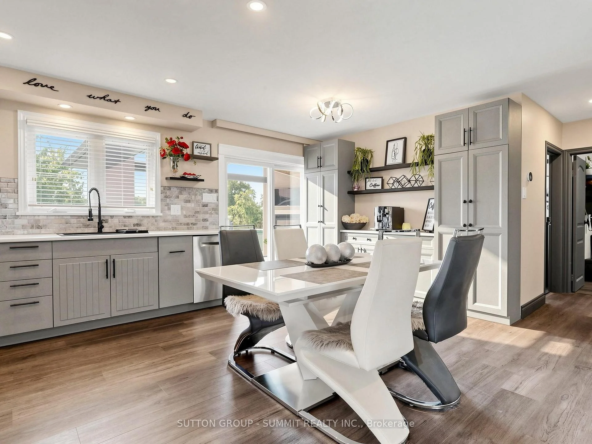 Photo 14 of 252 Mud Street E, Hamilton, Rural Stoney Creek — HOMEH
