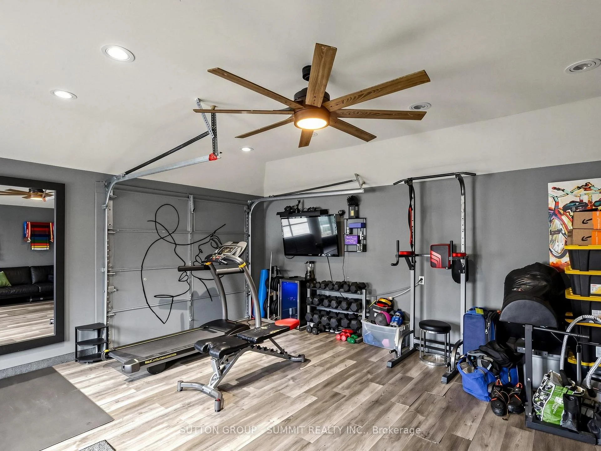 Photo 33 of 252 Mud Street E, Hamilton, Rural Stoney Creek — HOMEH