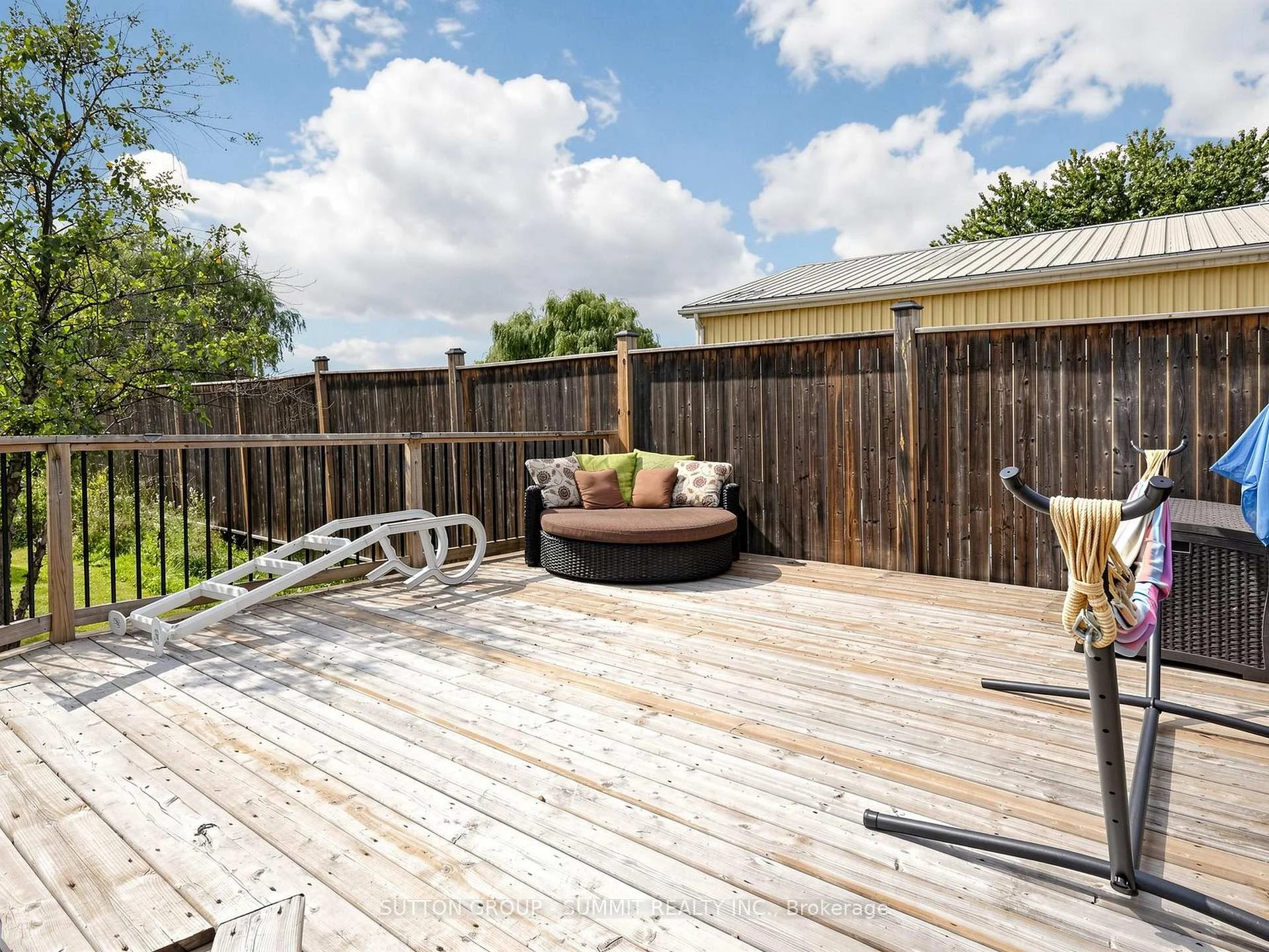 Photo 41 of 252 Mud Street E, Hamilton, Rural Stoney Creek — HOMEH