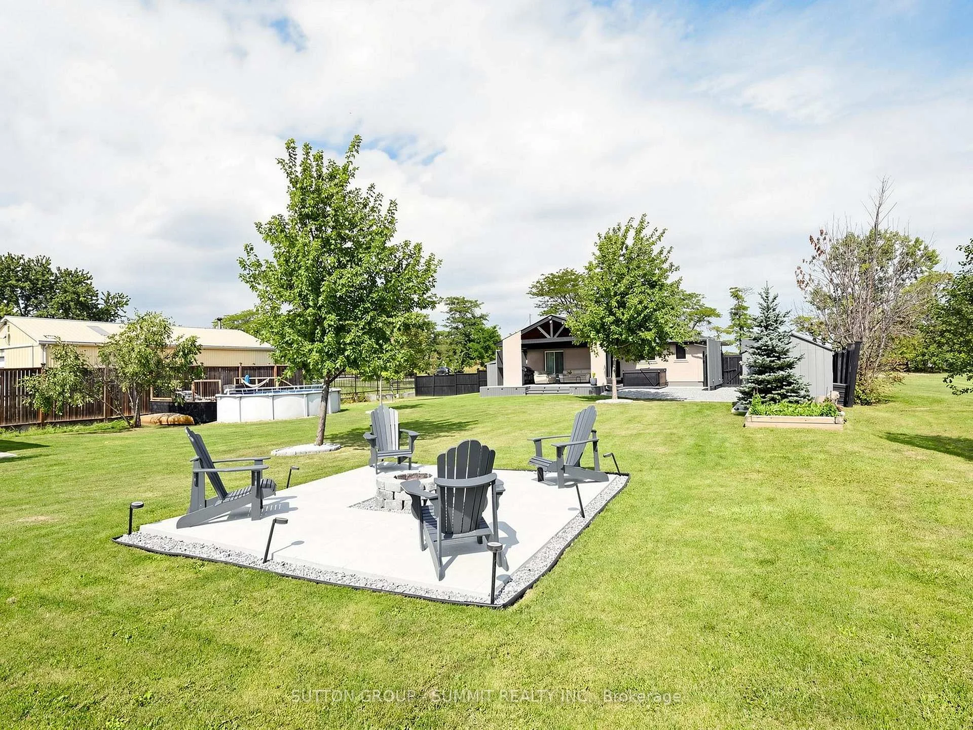 Photo 45 of 252 Mud Street E, Hamilton, Rural Stoney Creek — HOMEH