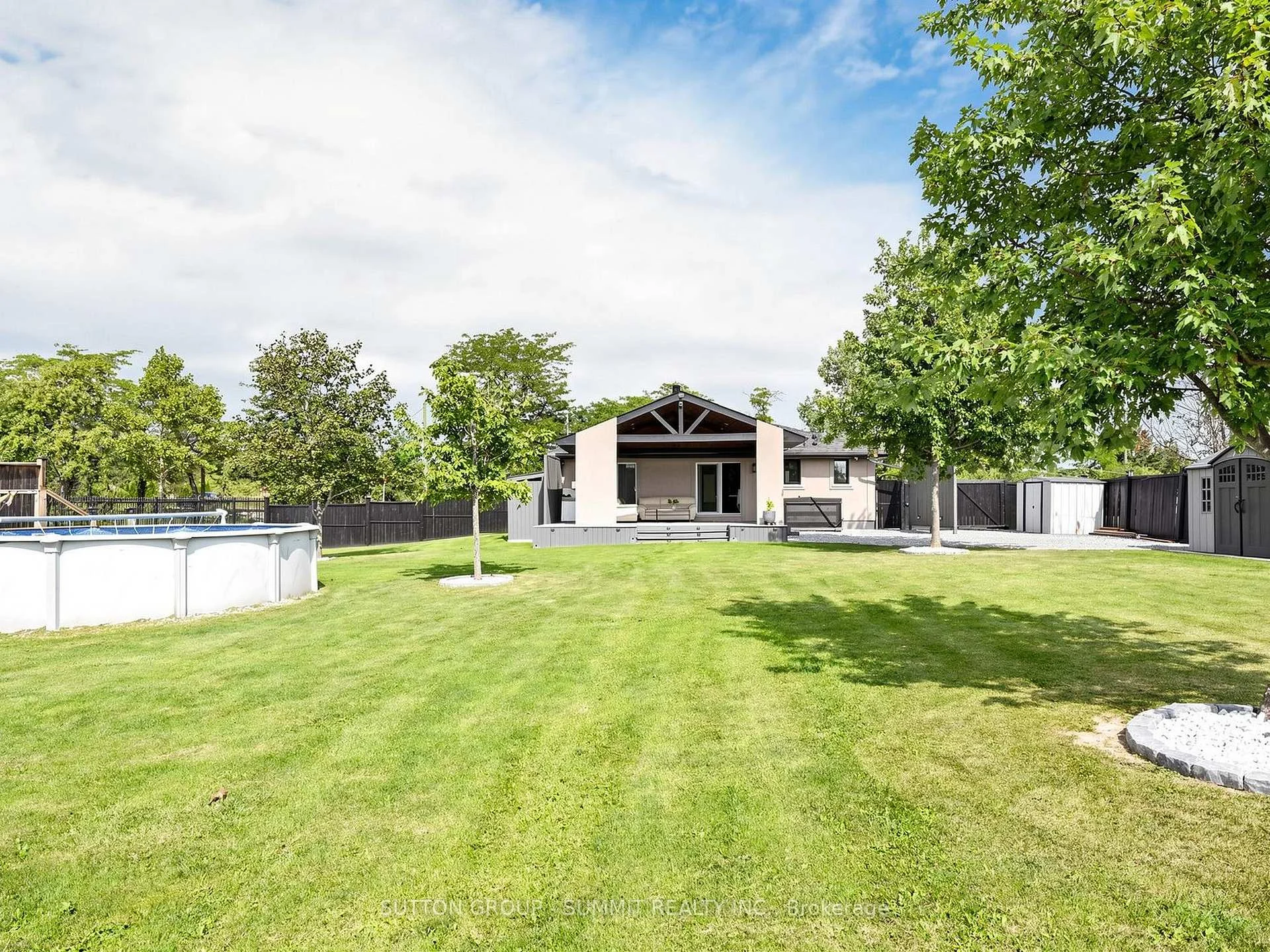 Photo 48 of 252 Mud Street E, Hamilton, Rural Stoney Creek — HOMEH