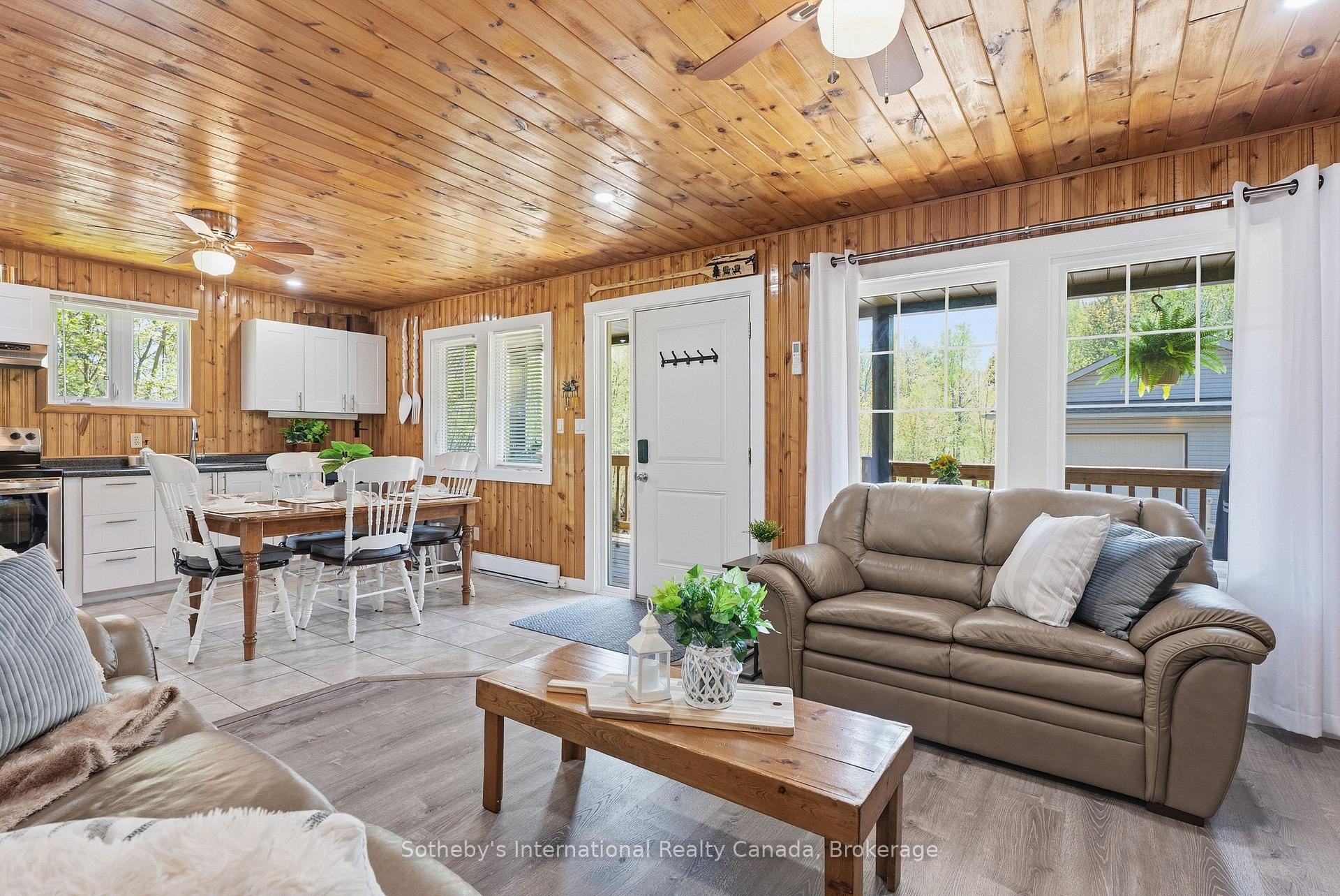 Photo 11 of 29 Horseshoe Lane, Armour — HOMEH