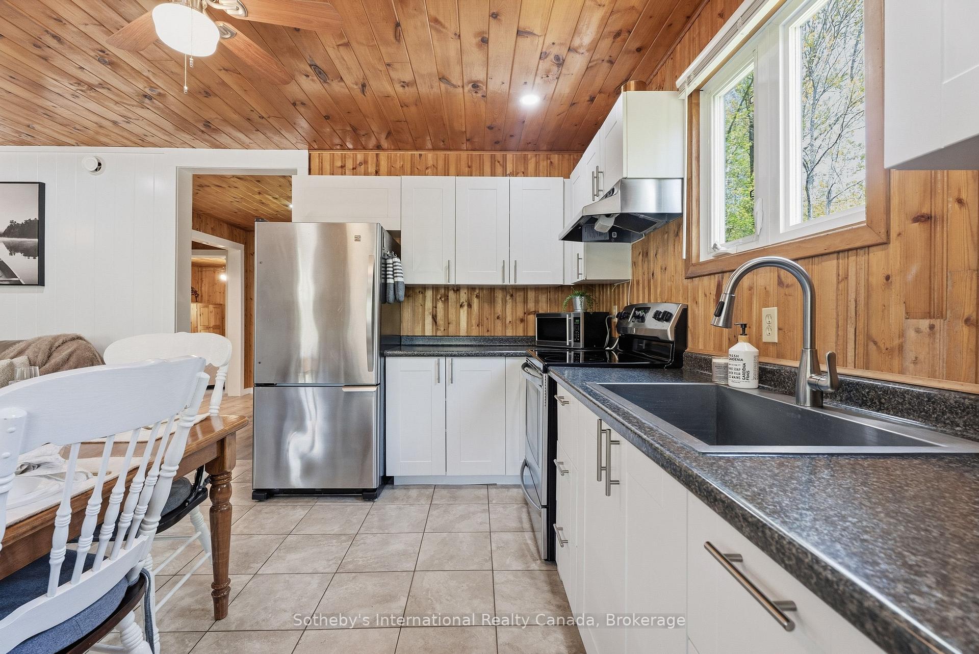 Photo 17 of 29 Horseshoe Lane, Armour — HOMEH