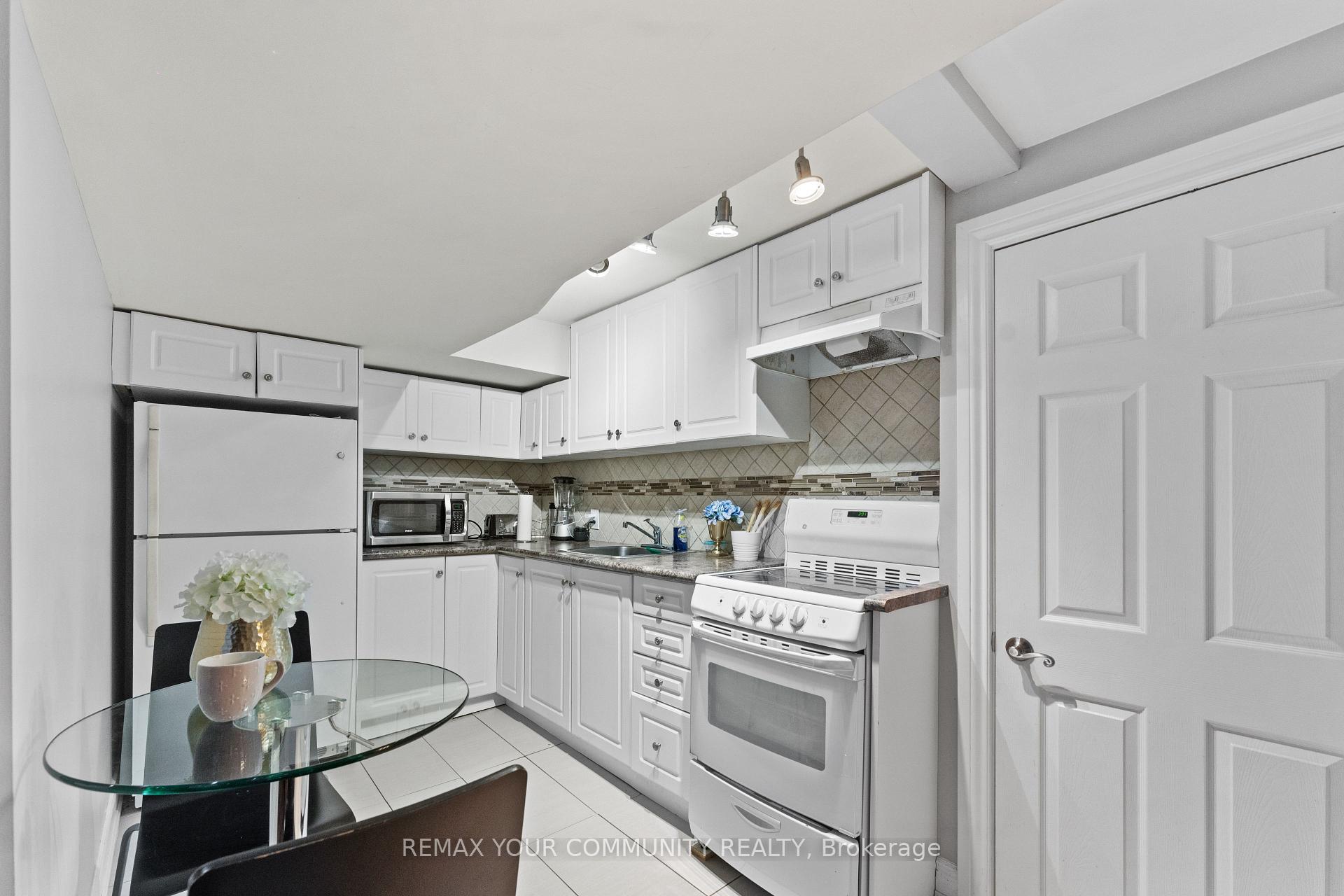 Photo 27 of 23 Penetang Crescent, Scarborough, Bendale — HOMEH