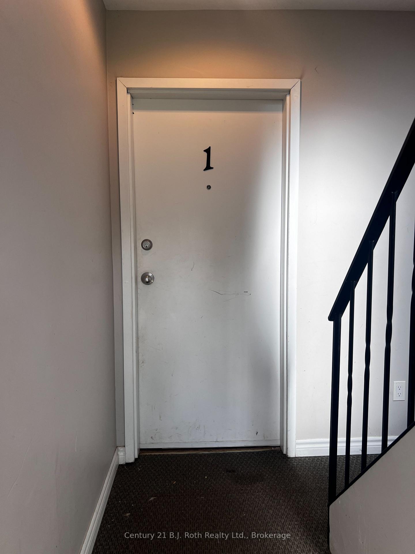 Photo 2 of Unit Unit 1, 520 High Street, Orillia — HOMEH