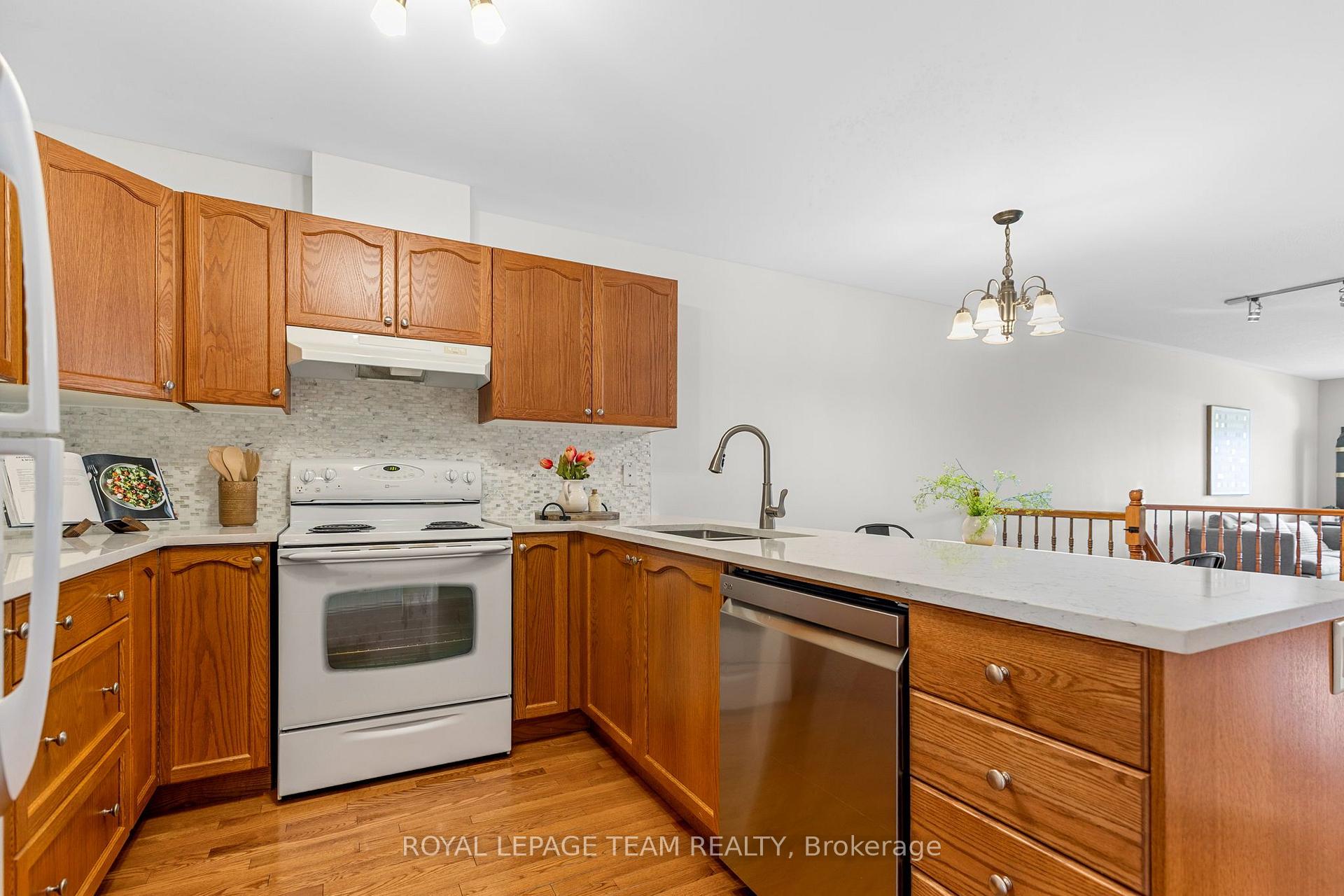Photo 21 of 56 Frieday Street, Arnprior, Arnprior — HOMEH