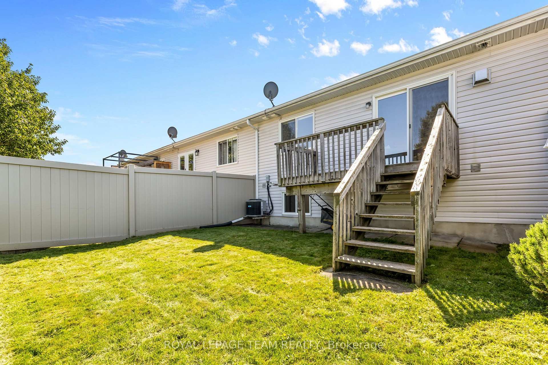 Photo 32 of 56 Frieday Street, Arnprior, Arnprior — HOMEH
