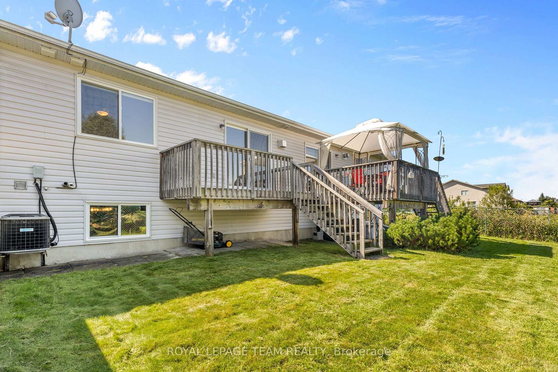 Photo 34 of 56 Frieday Street, Arnprior, Arnprior — HOMEH