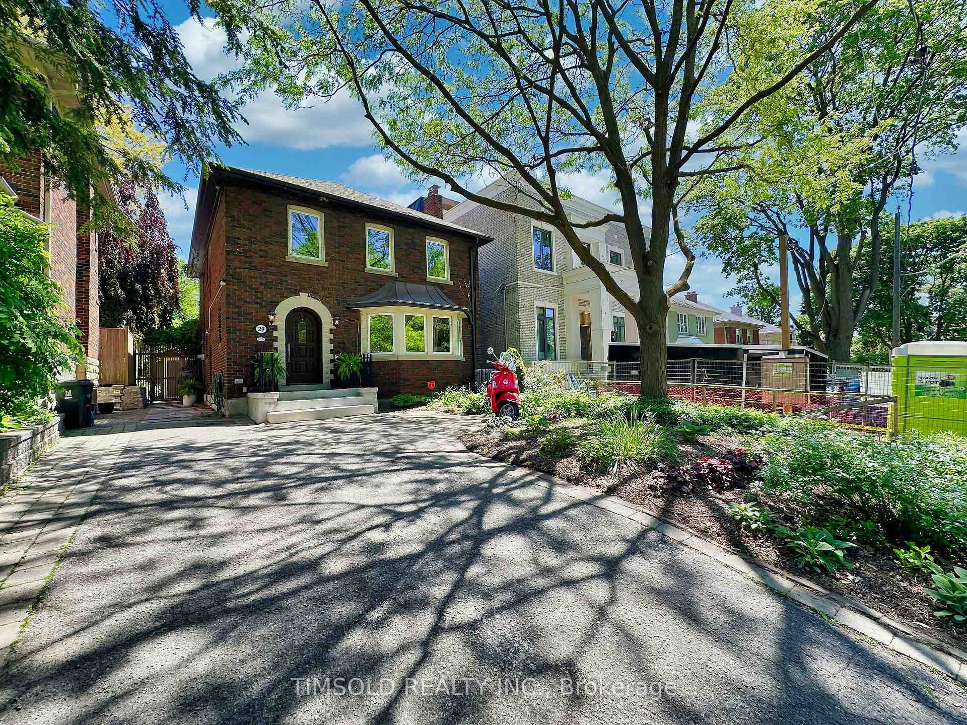 Photo 1 of 29 Tarlton Road, Toronto, Forest Hill South — HOMEH