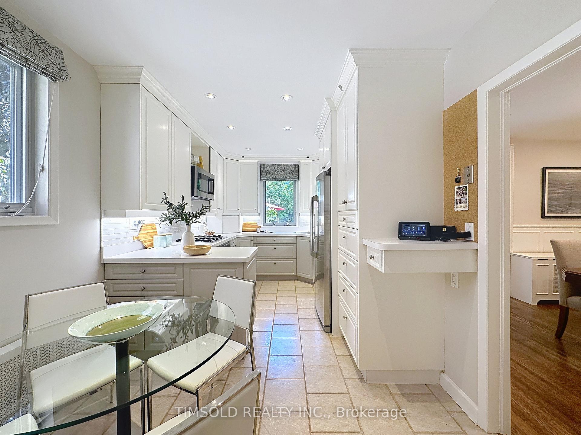 Photo 11 of 29 Tarlton Road, Toronto, Forest Hill South — HOMEH