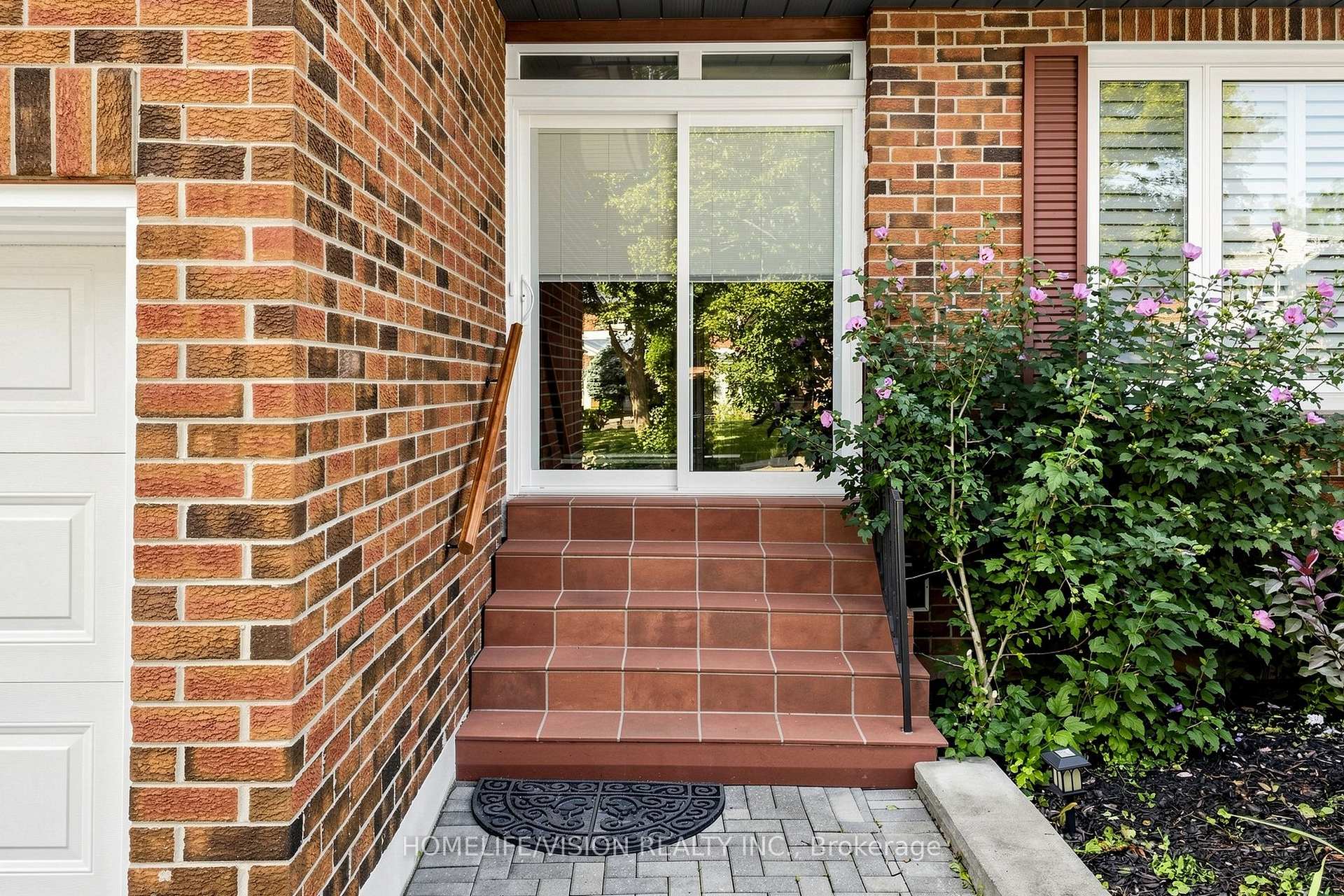 Photo 3 of 60 Carrington Drive, Richmond Hill, Mill Pond — HOMEH