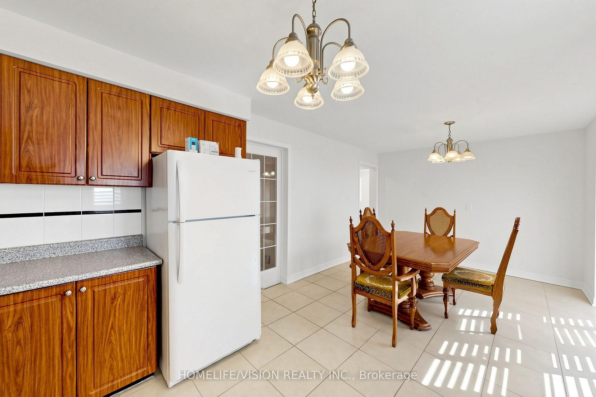 Photo 16 of 60 Carrington Drive, Richmond Hill, Mill Pond — HOMEH