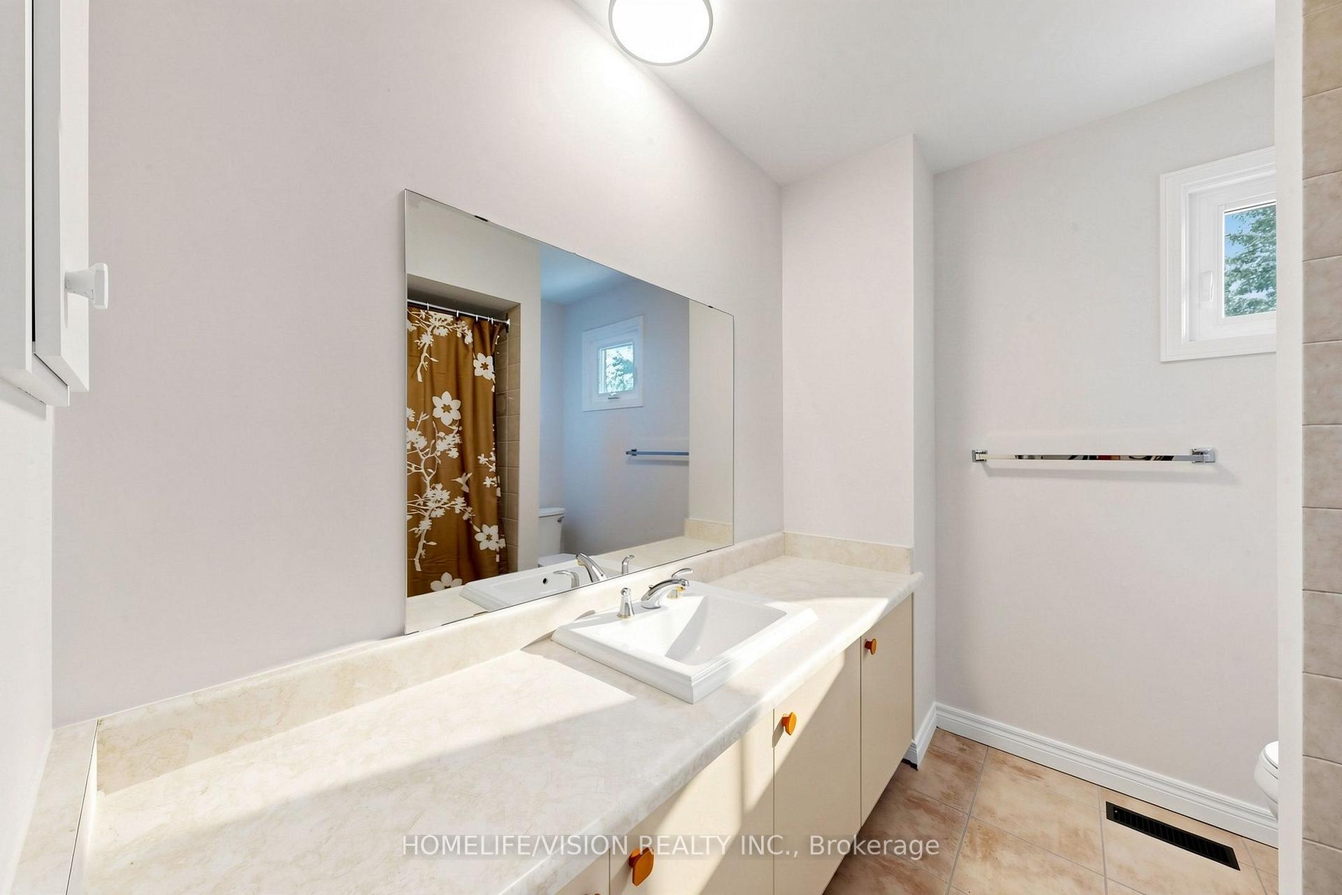 Photo 30 of 60 Carrington Drive, Richmond Hill, Mill Pond — HOMEH