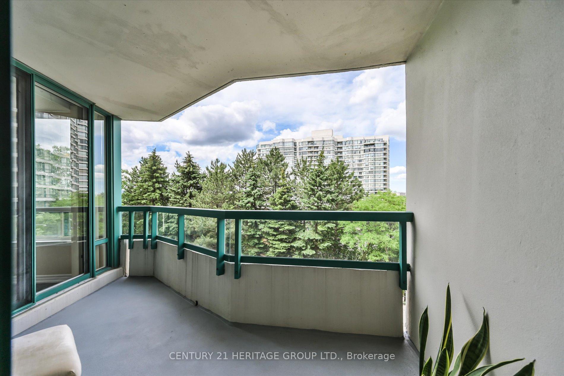 Photo 25 of Unit 410, 7250 Yonge Street, Vaughan, Crestwood-Springfarm-Yorkhill — HOMEH