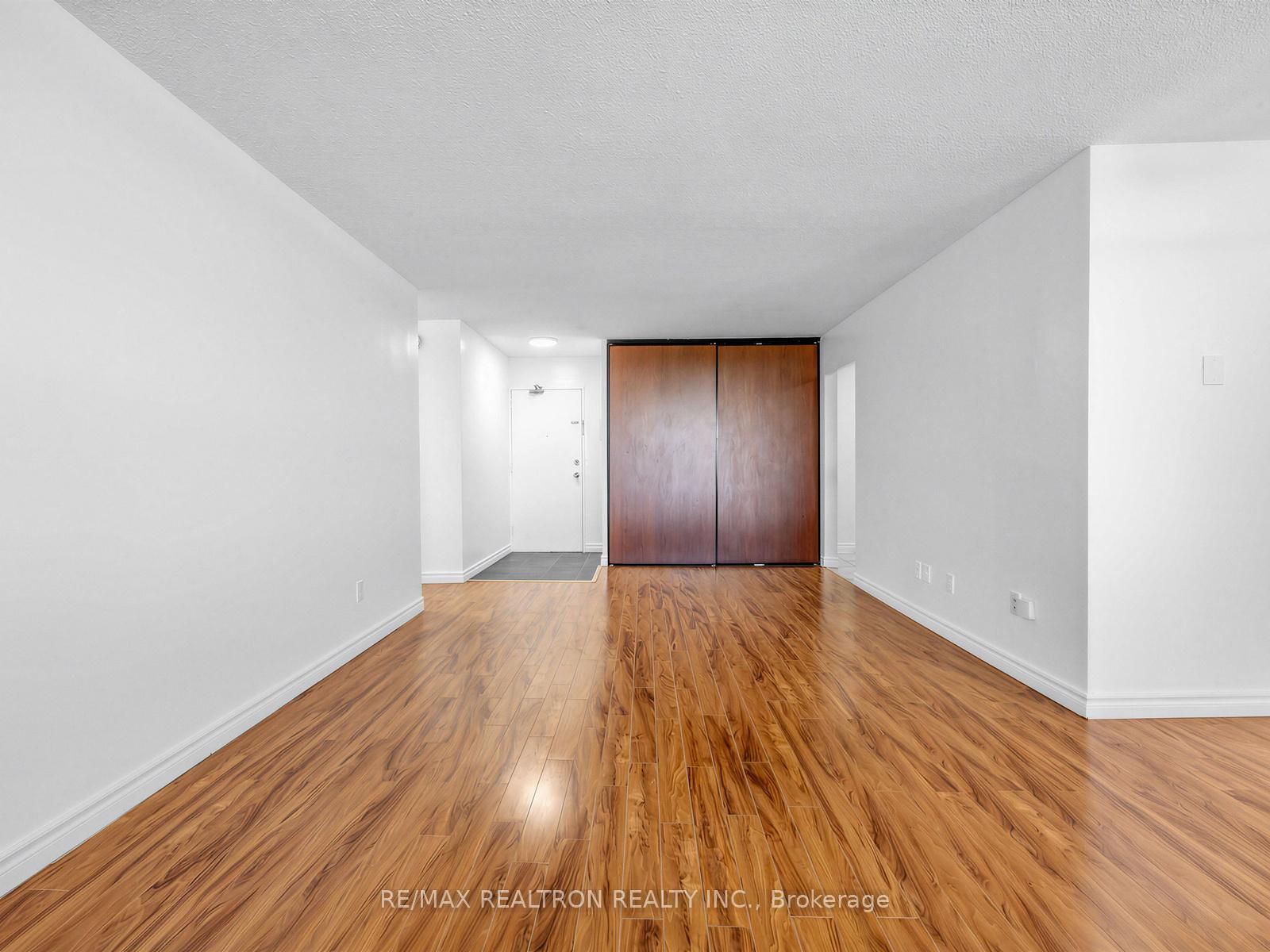Photo 9 of Unit 501, 180 Markham Road, Scarborough, Scarborough Village — HOMEH