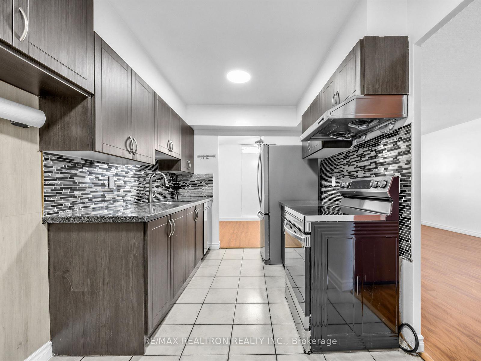 Photo 14 of Unit 501, 180 Markham Road, Scarborough, Scarborough Village — HOMEH