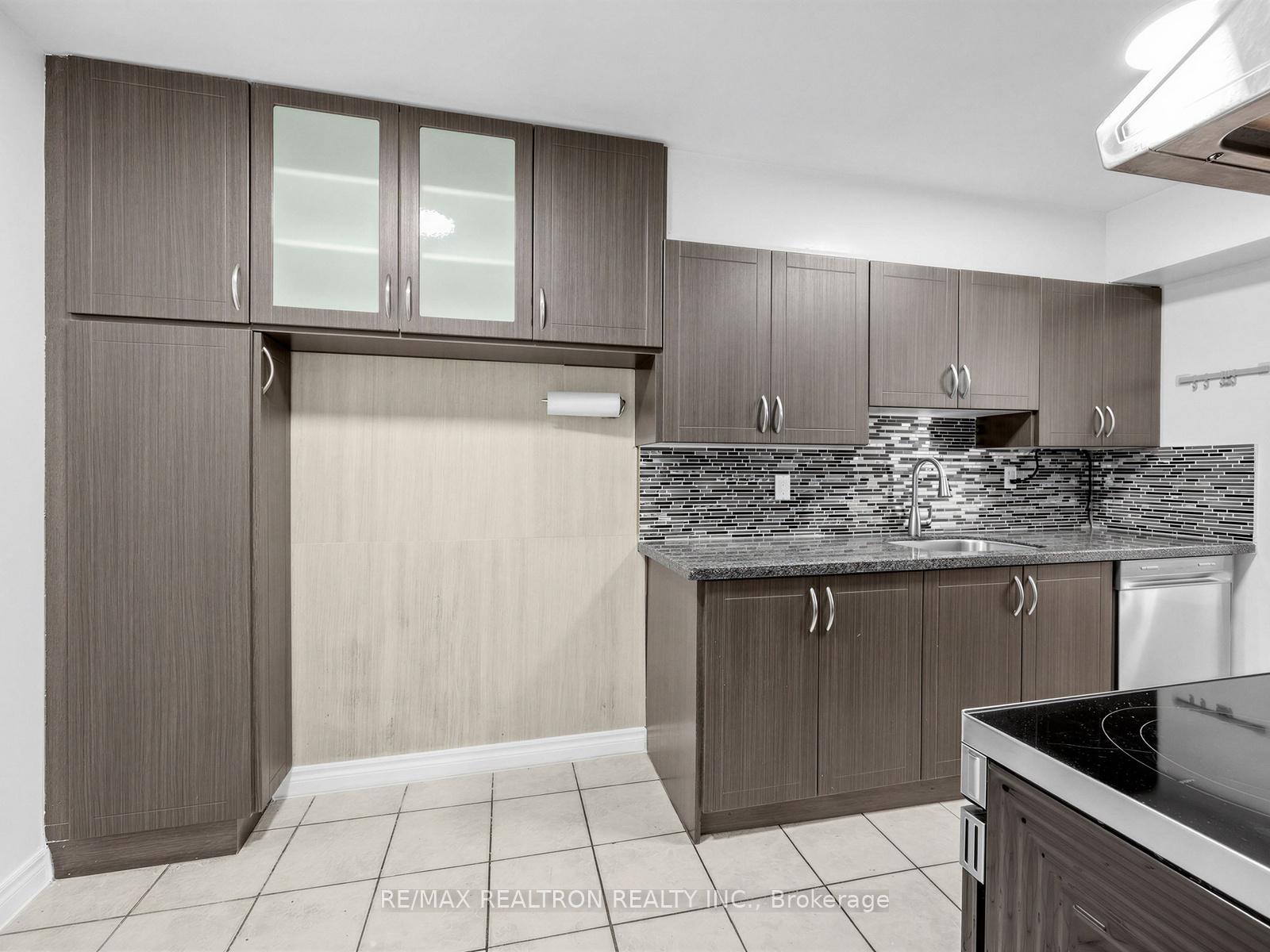 Photo 16 of Unit 501, 180 Markham Road, Scarborough, Scarborough Village — HOMEH