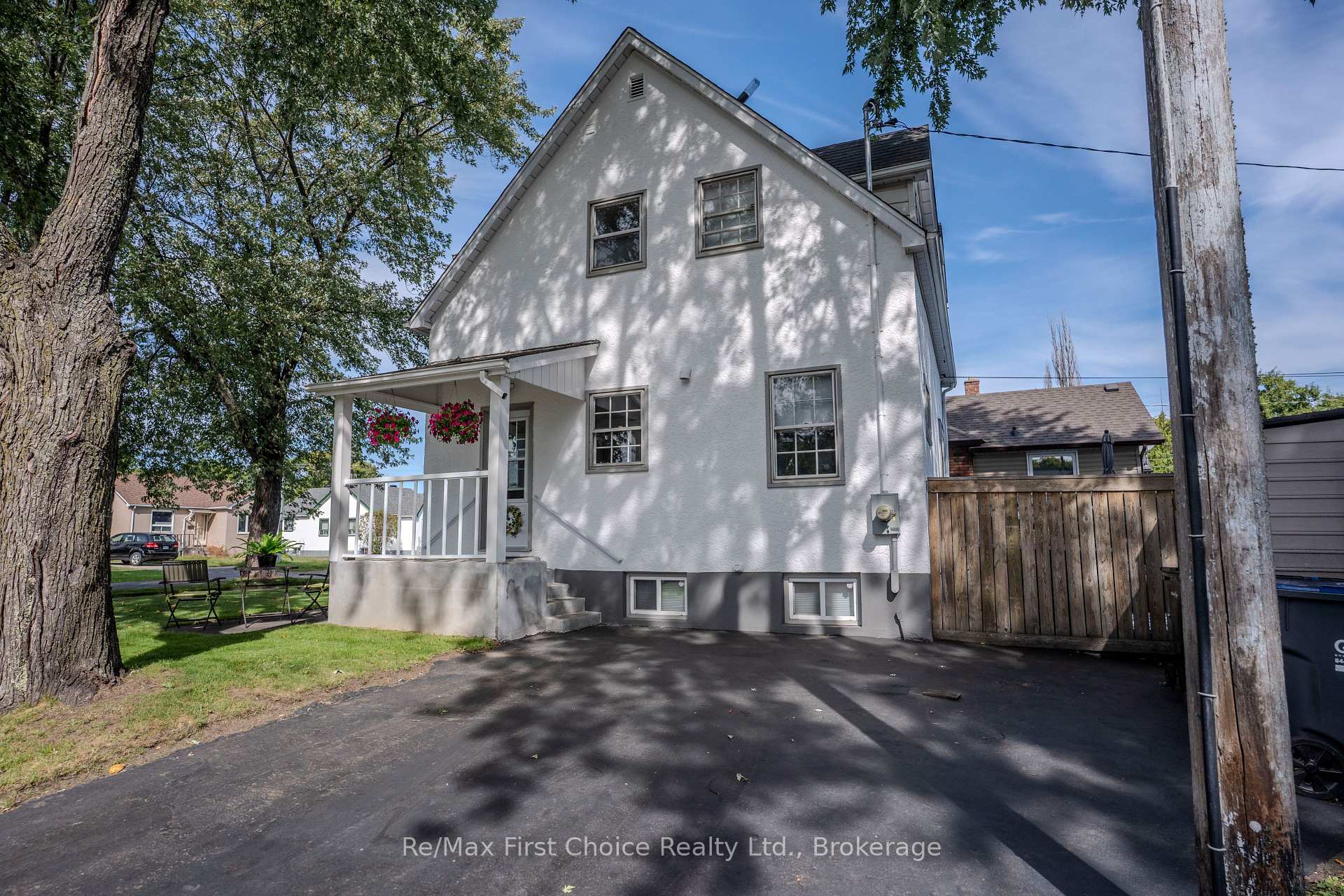 Photo 5 of 746 Norah Street S, Thunder Bay, Westfort — HOMEH