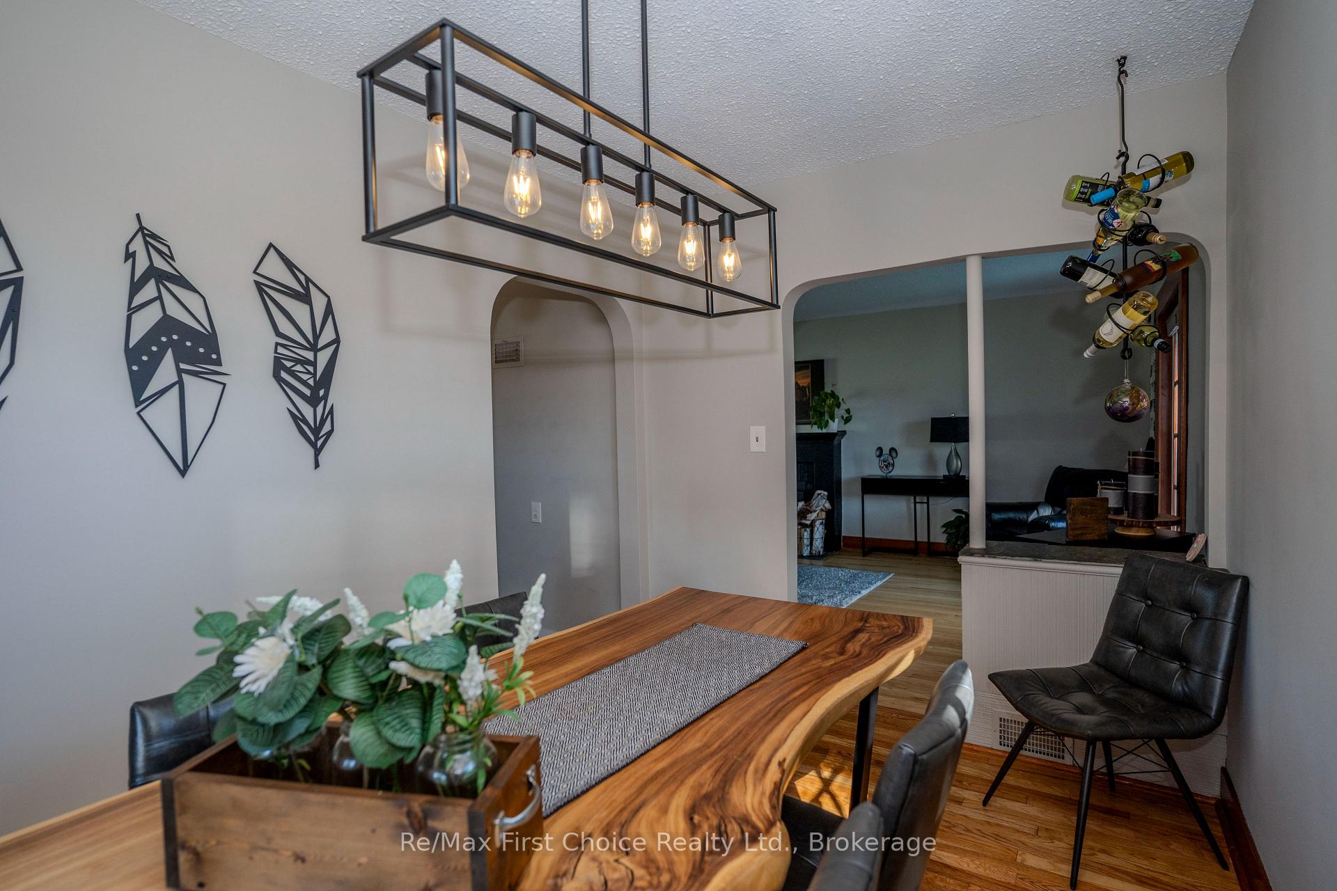 Photo 22 of 746 Norah Street S, Thunder Bay, Westfort — HOMEH