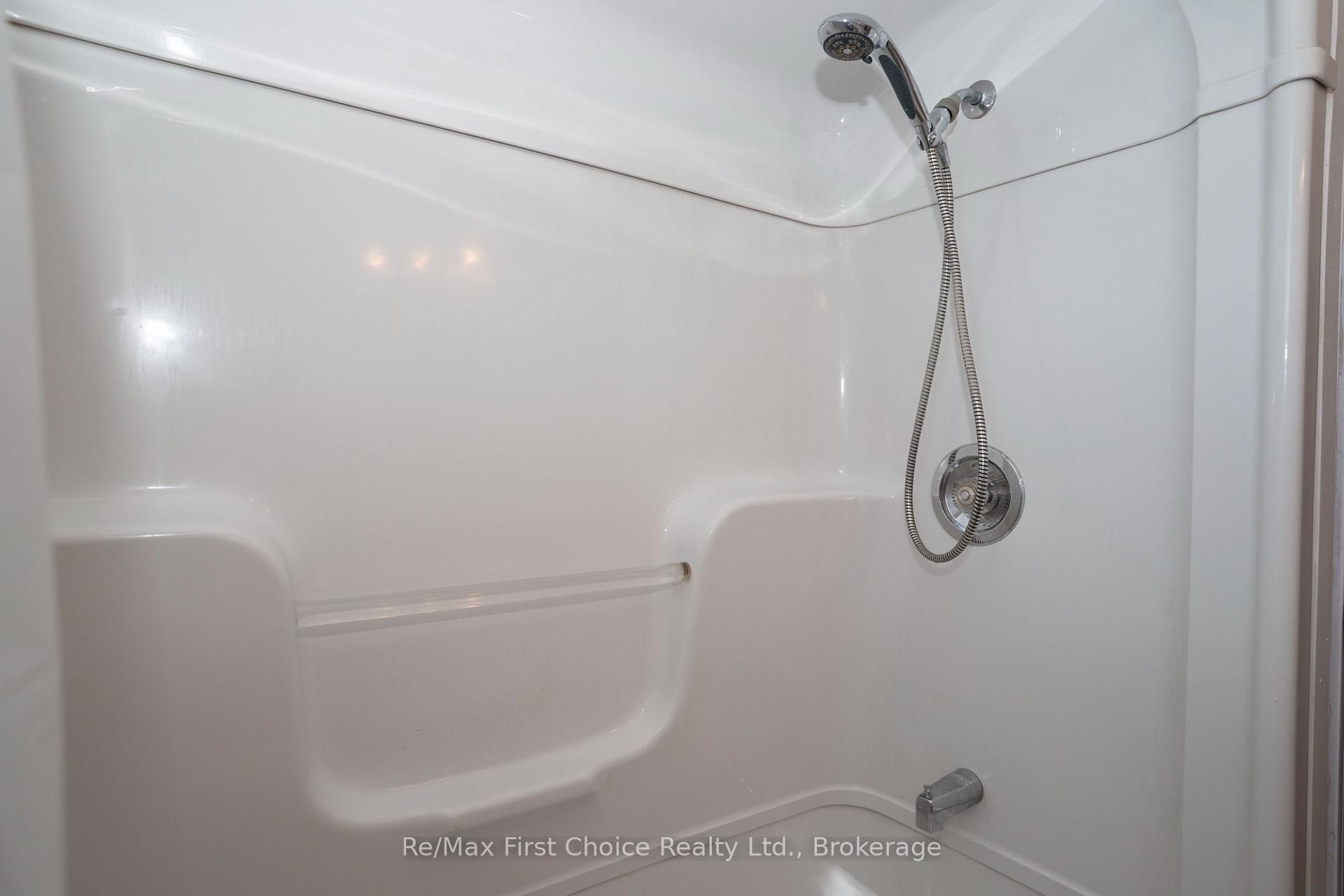 Photo 36 of 746 Norah Street S, Thunder Bay, Westfort — HOMEH