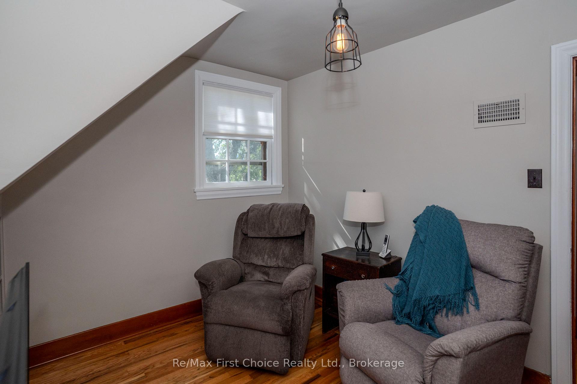 Photo 39 of 746 Norah Street S, Thunder Bay, Westfort — HOMEH