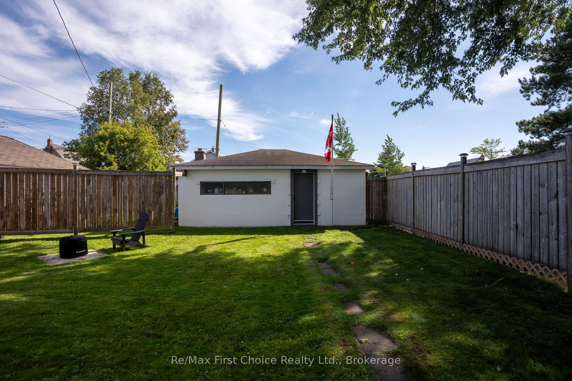 Photo 53 of 746 Norah Street S, Thunder Bay, Westfort — HOMEH