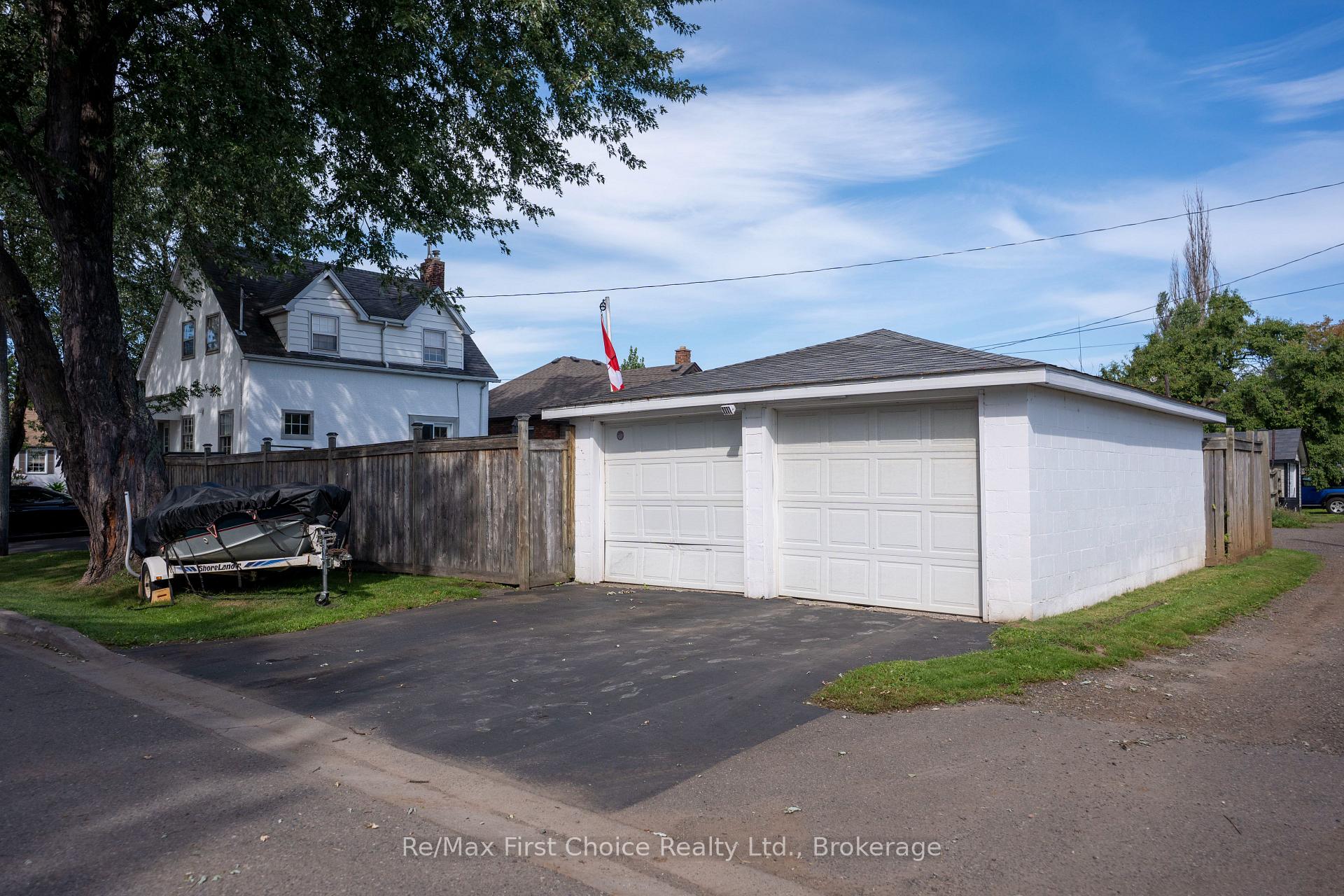 Photo 58 of 746 Norah Street S, Thunder Bay, Westfort — HOMEH