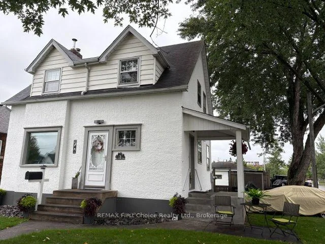 Photo 2 of 746 Norah Street S, Thunder Bay, Westfort — HOMEH