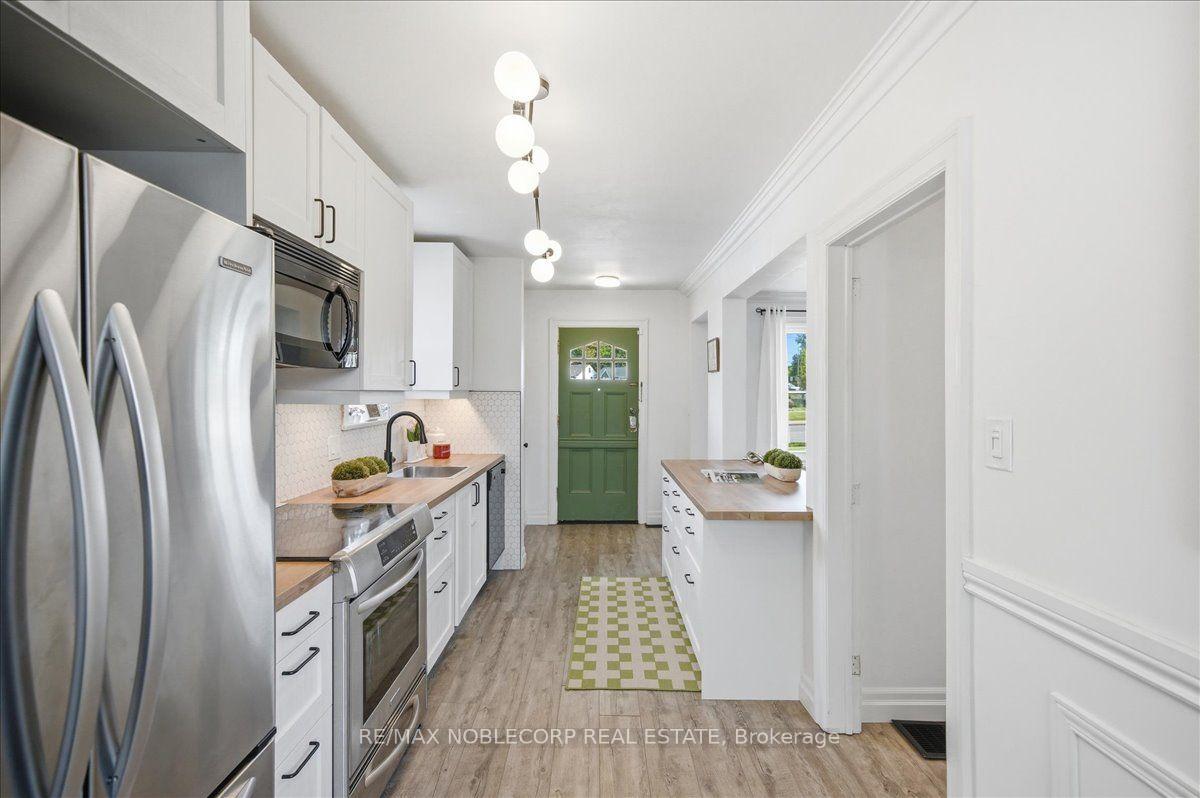 Photo 34 of 1790 King Street E, Cambridge, Lang's Farm — HOMEH
