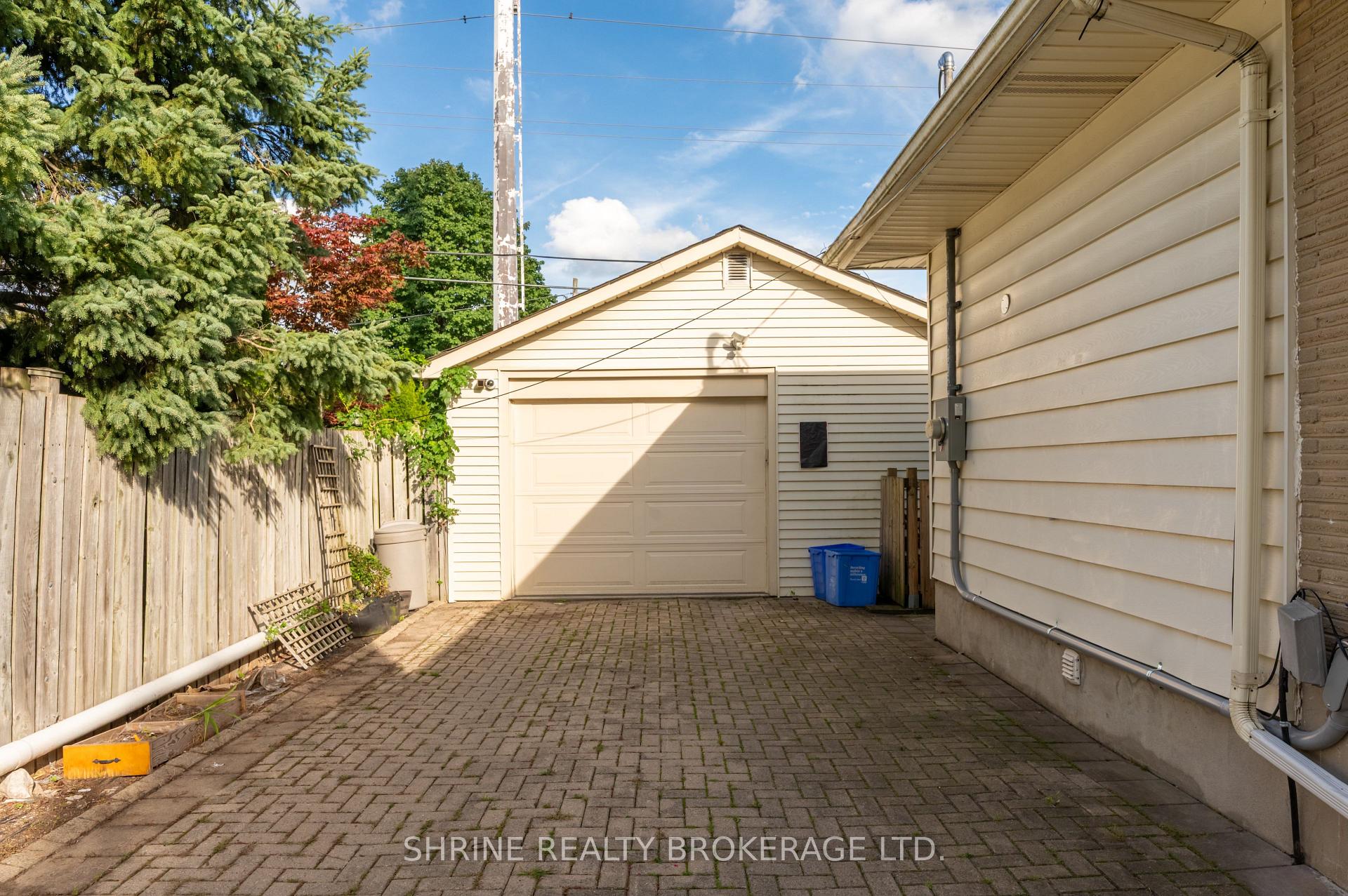 Photo 14 of 1168 Sorrell Road, London, East D — HOMEH
